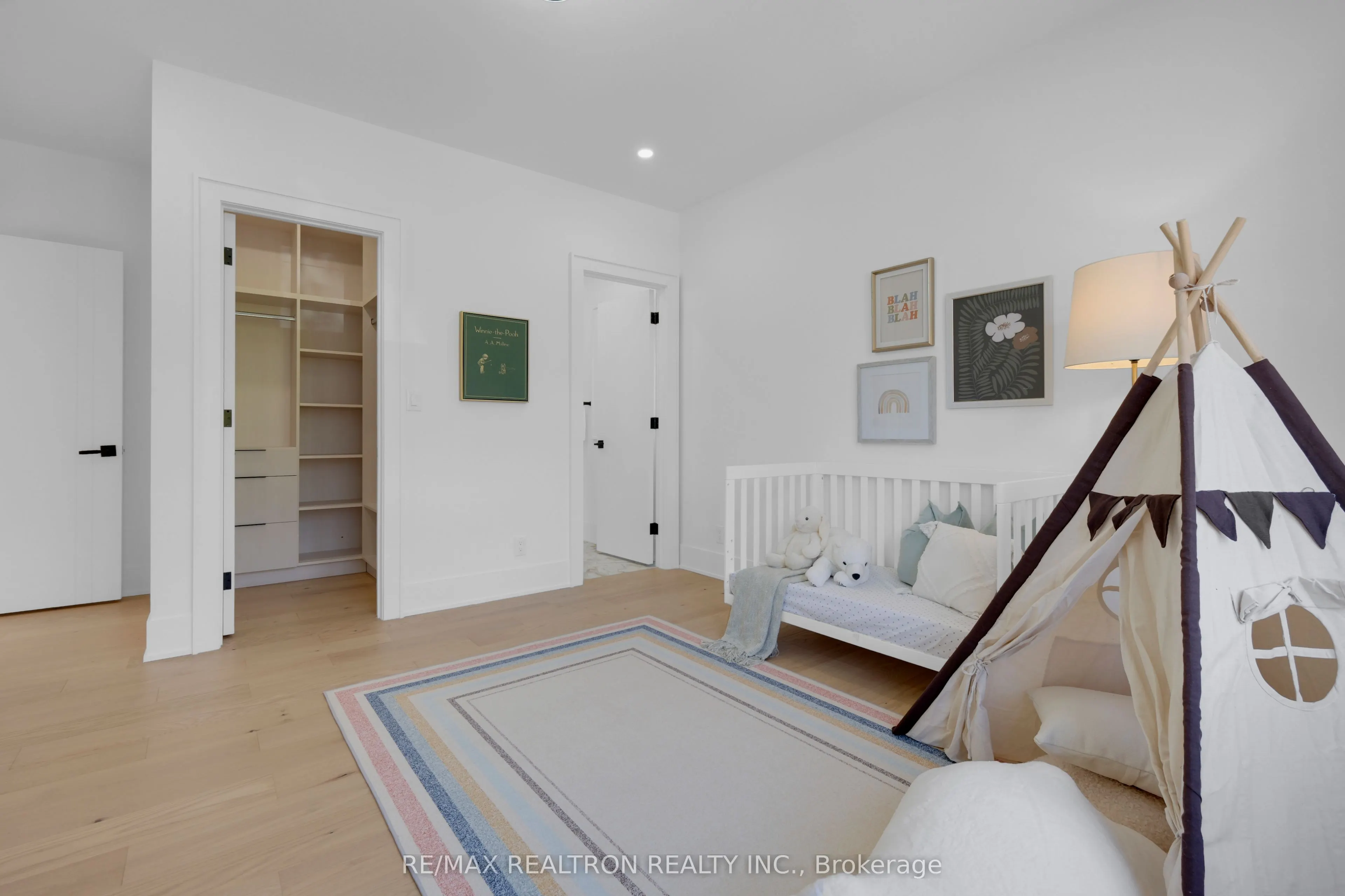 28 Ternhill Crescent
