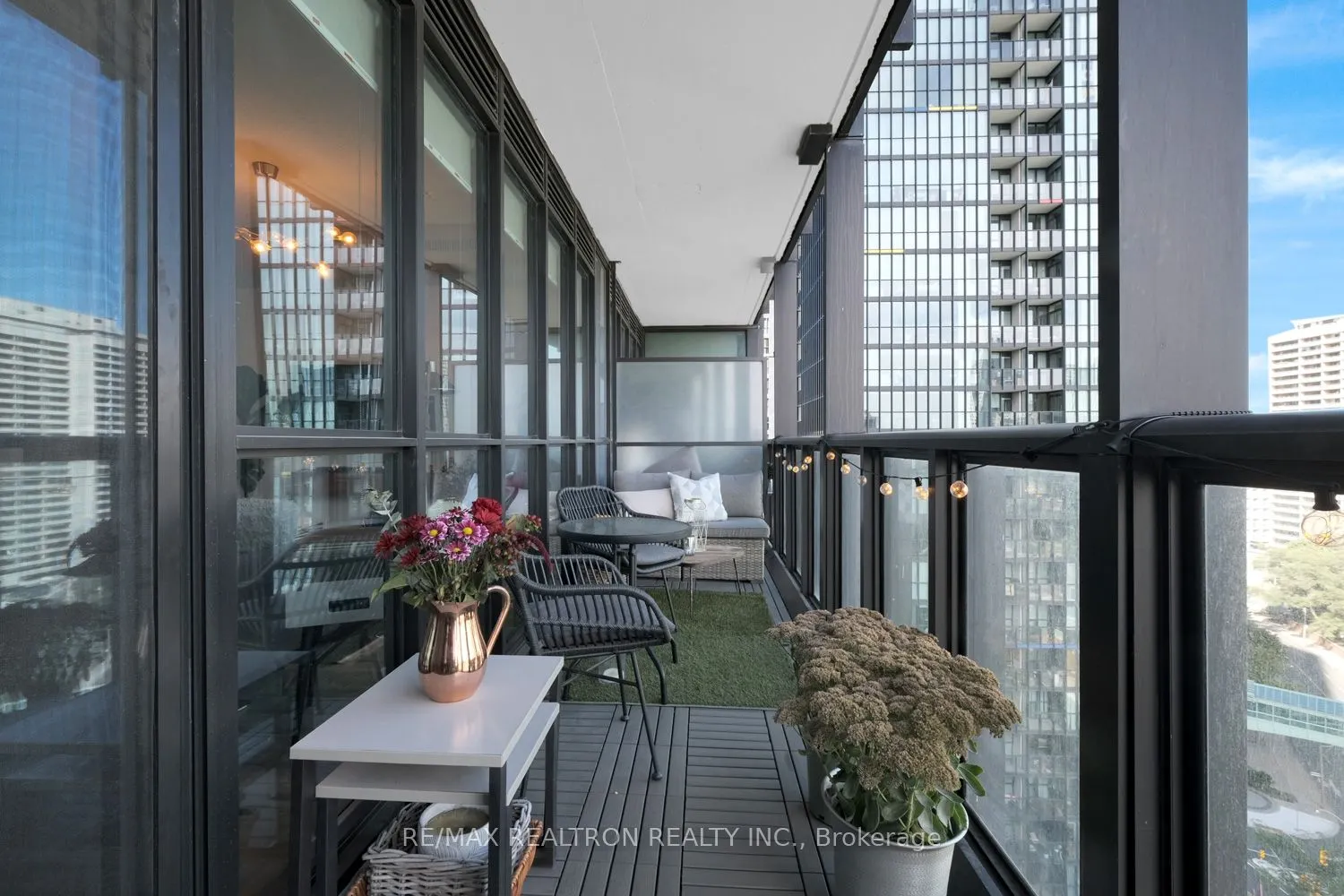 101 Charles Street E, #1311