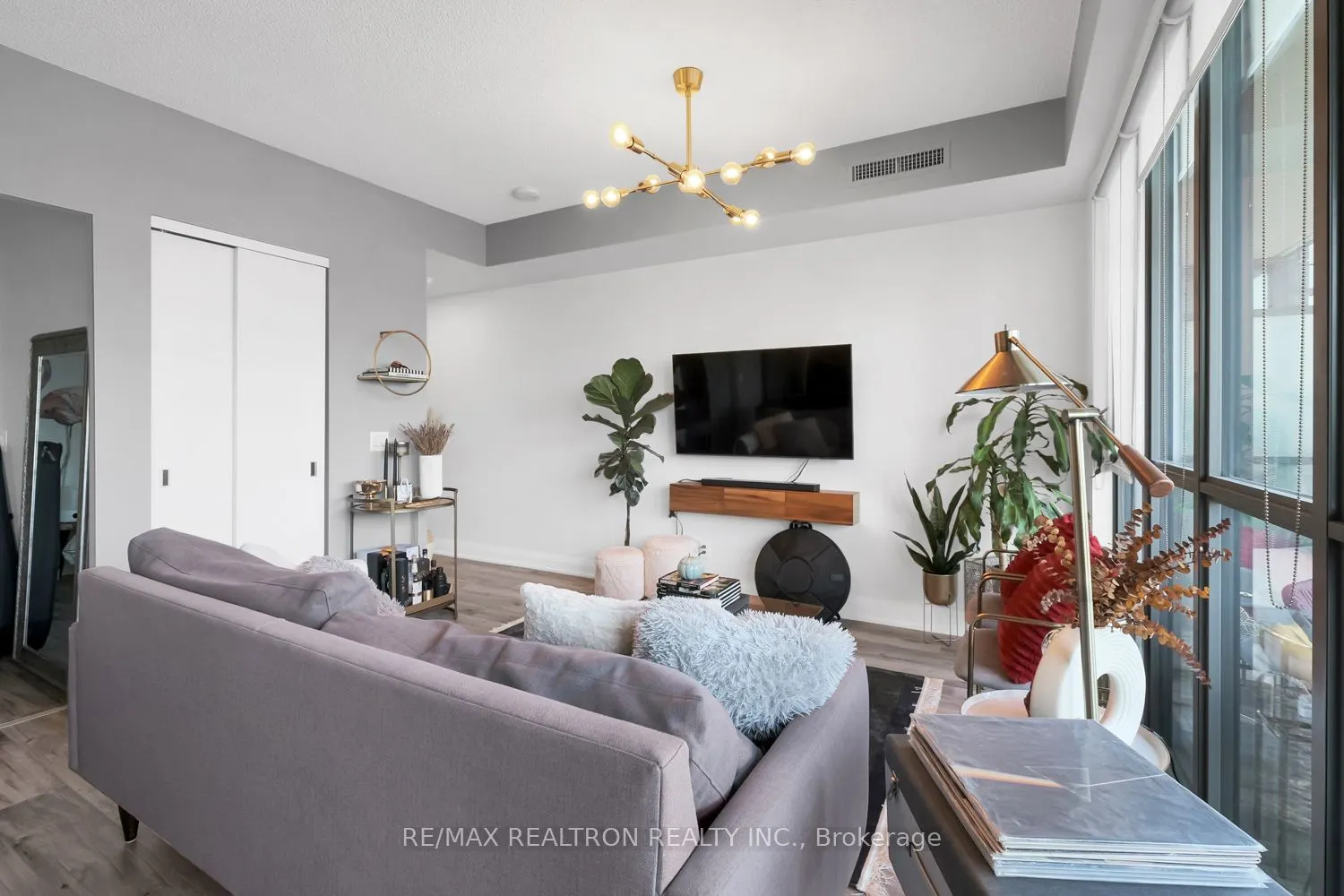 101 Charles Street E, #1311