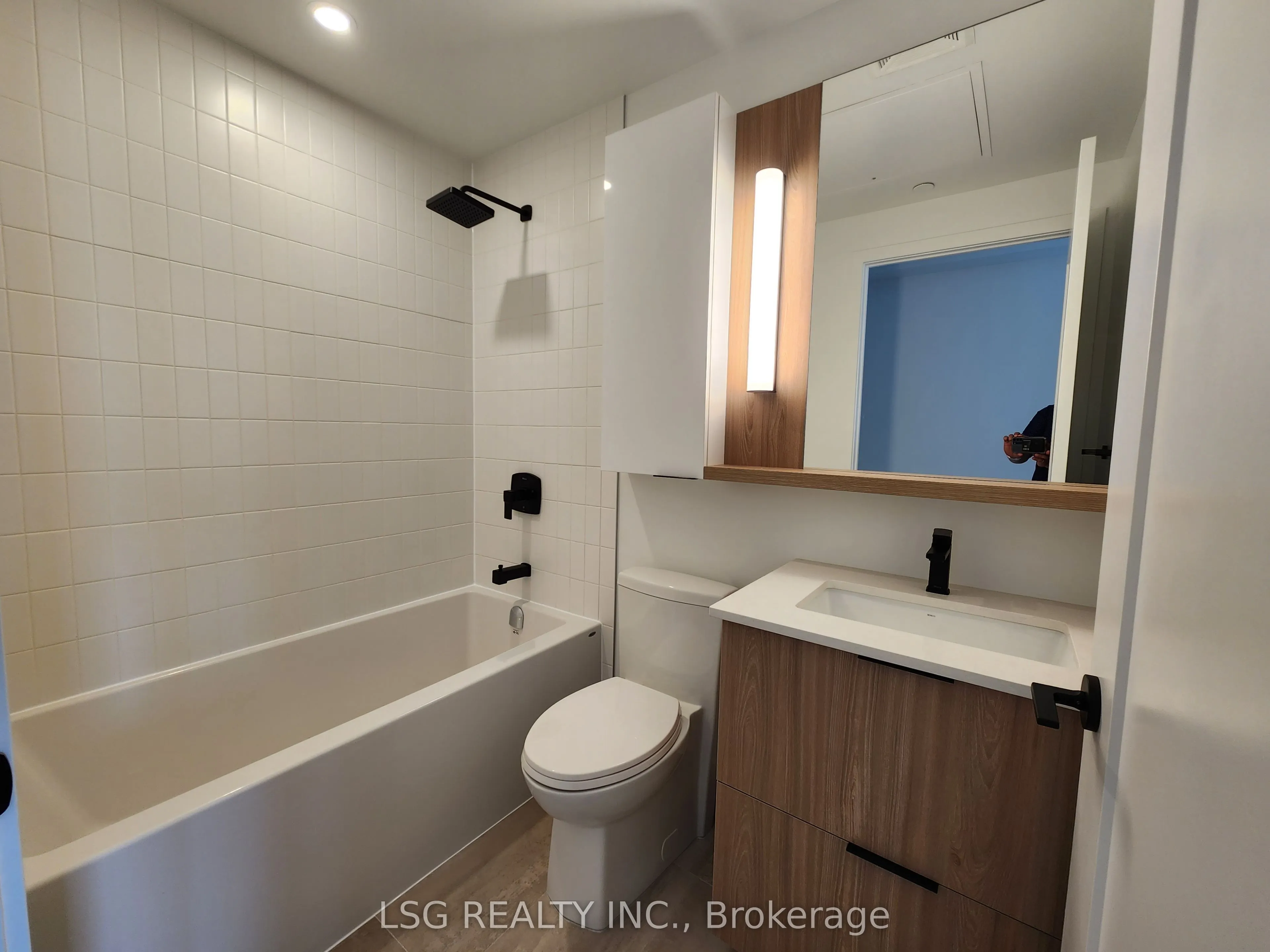 5 Defries Street, #3403
