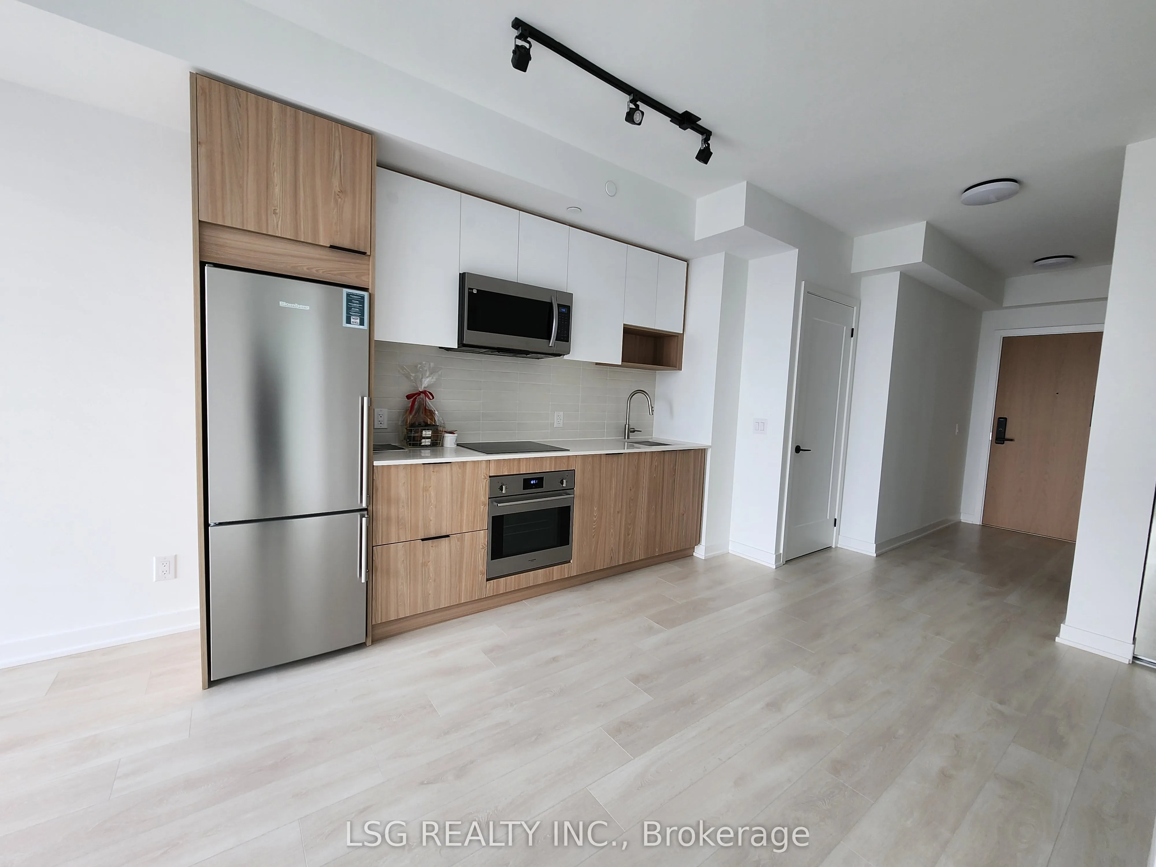 5 Defries Street, #3403