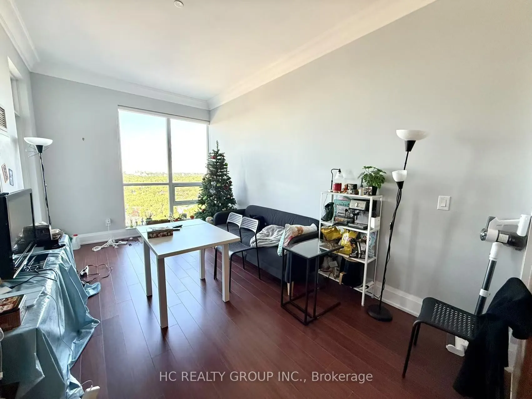 120 Harrison Garden Boulevard, #Ph5