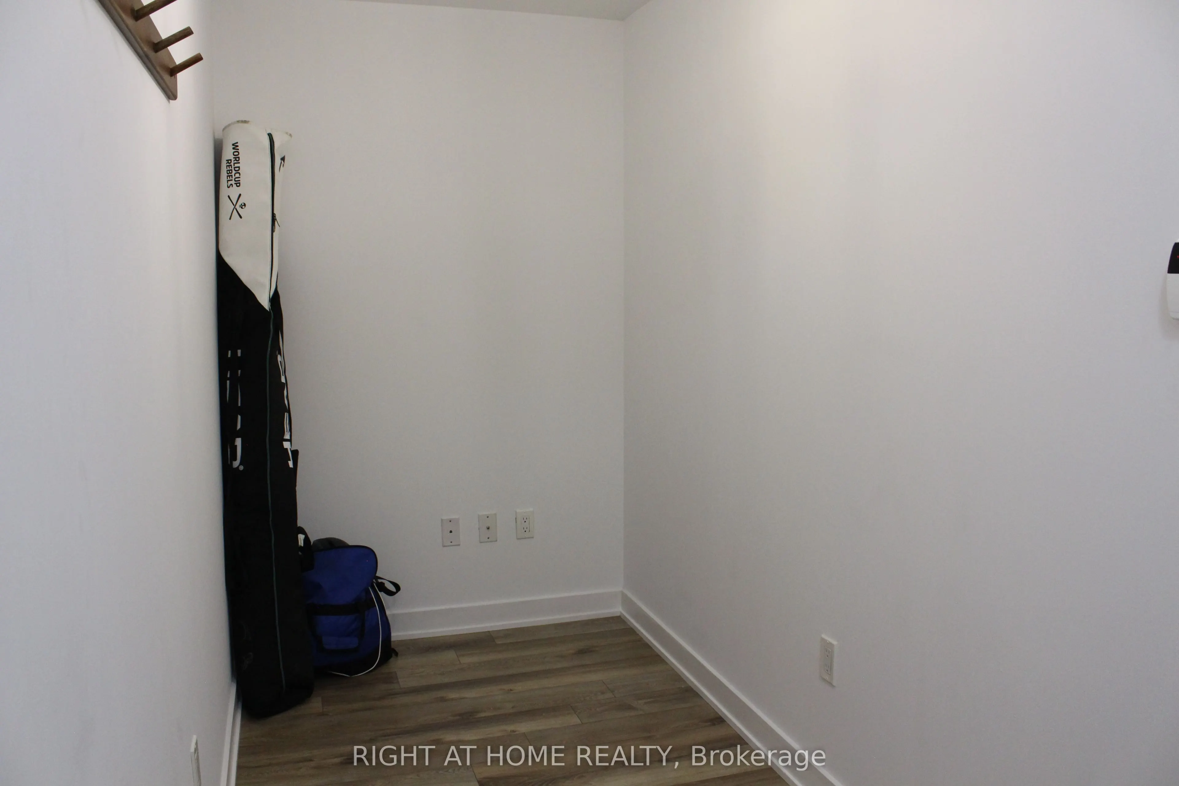 106 Dovercourt Road, #210