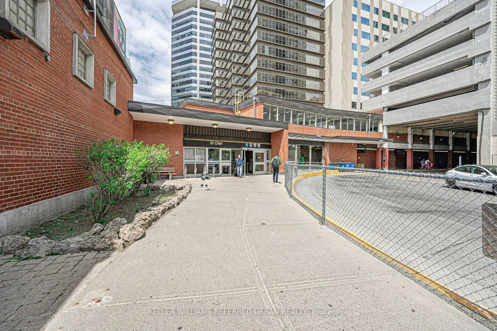 67 Pleasant Boulevard, #6