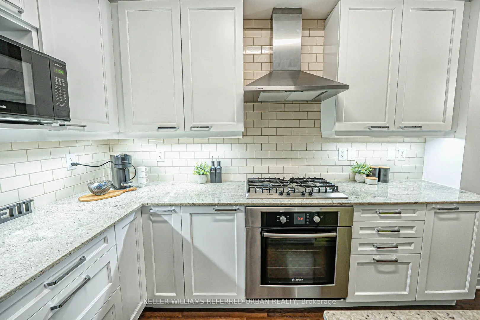 67 Pleasant Boulevard, #6