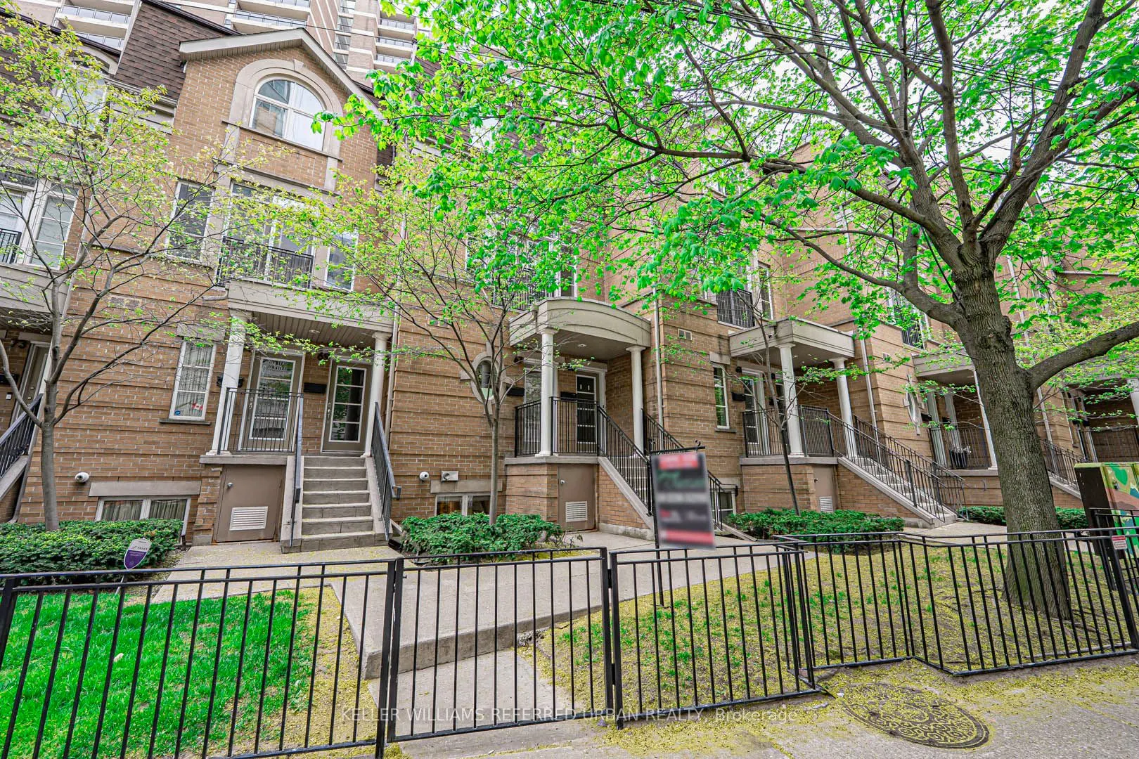 67 Pleasant Boulevard, #6