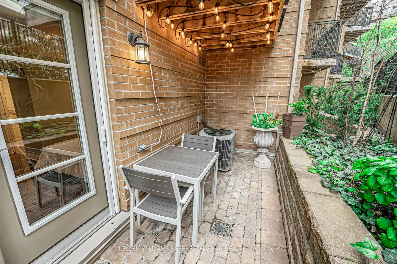 67 Pleasant Boulevard, #6