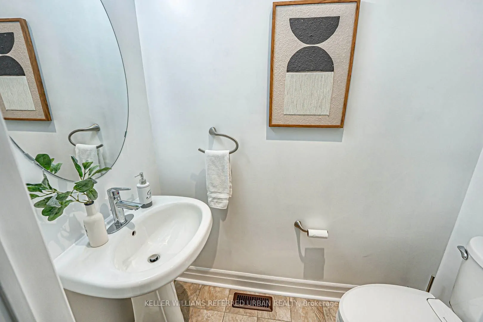 67 Pleasant Boulevard, #6