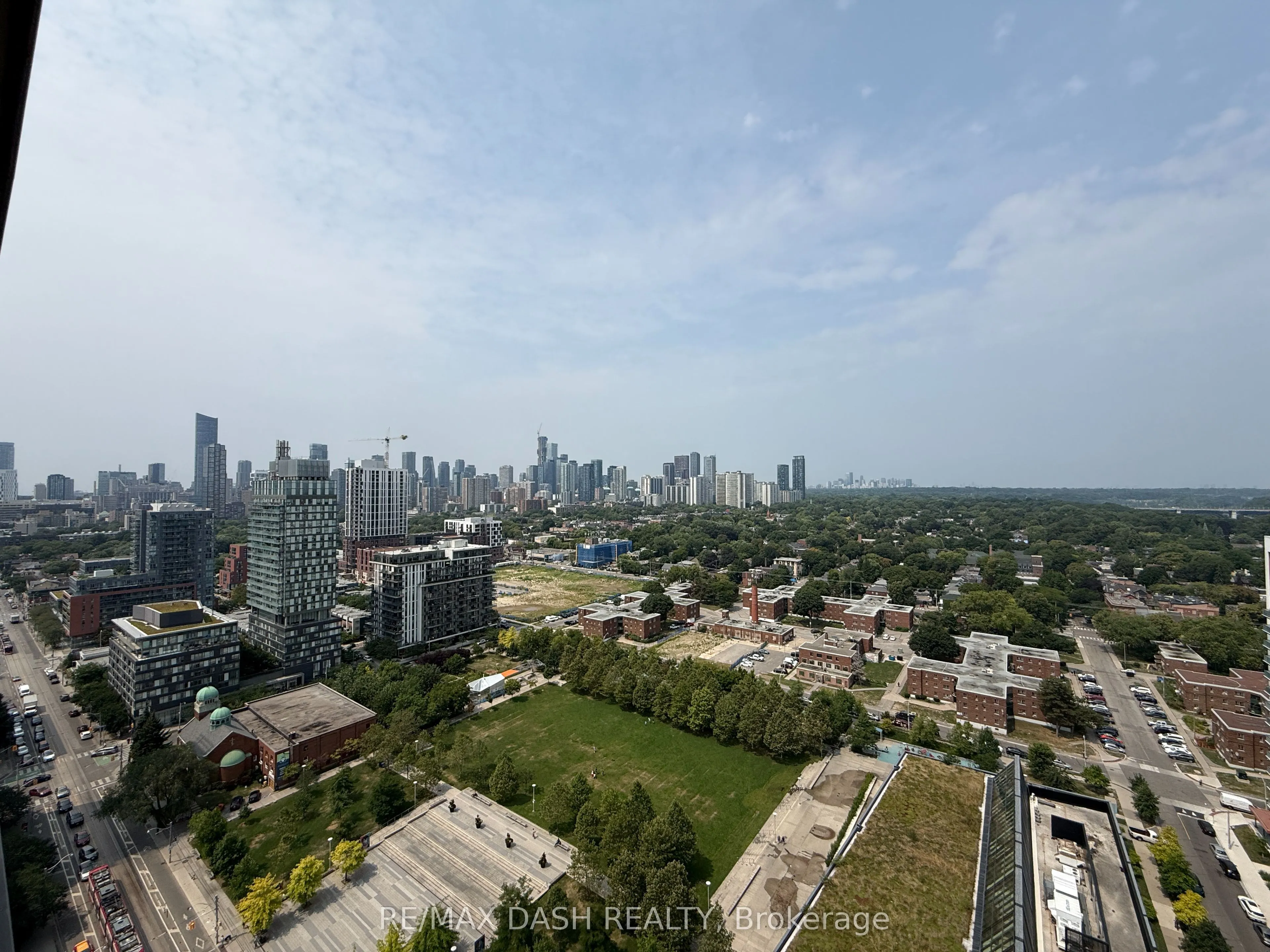 170 Sumach Street, #2411