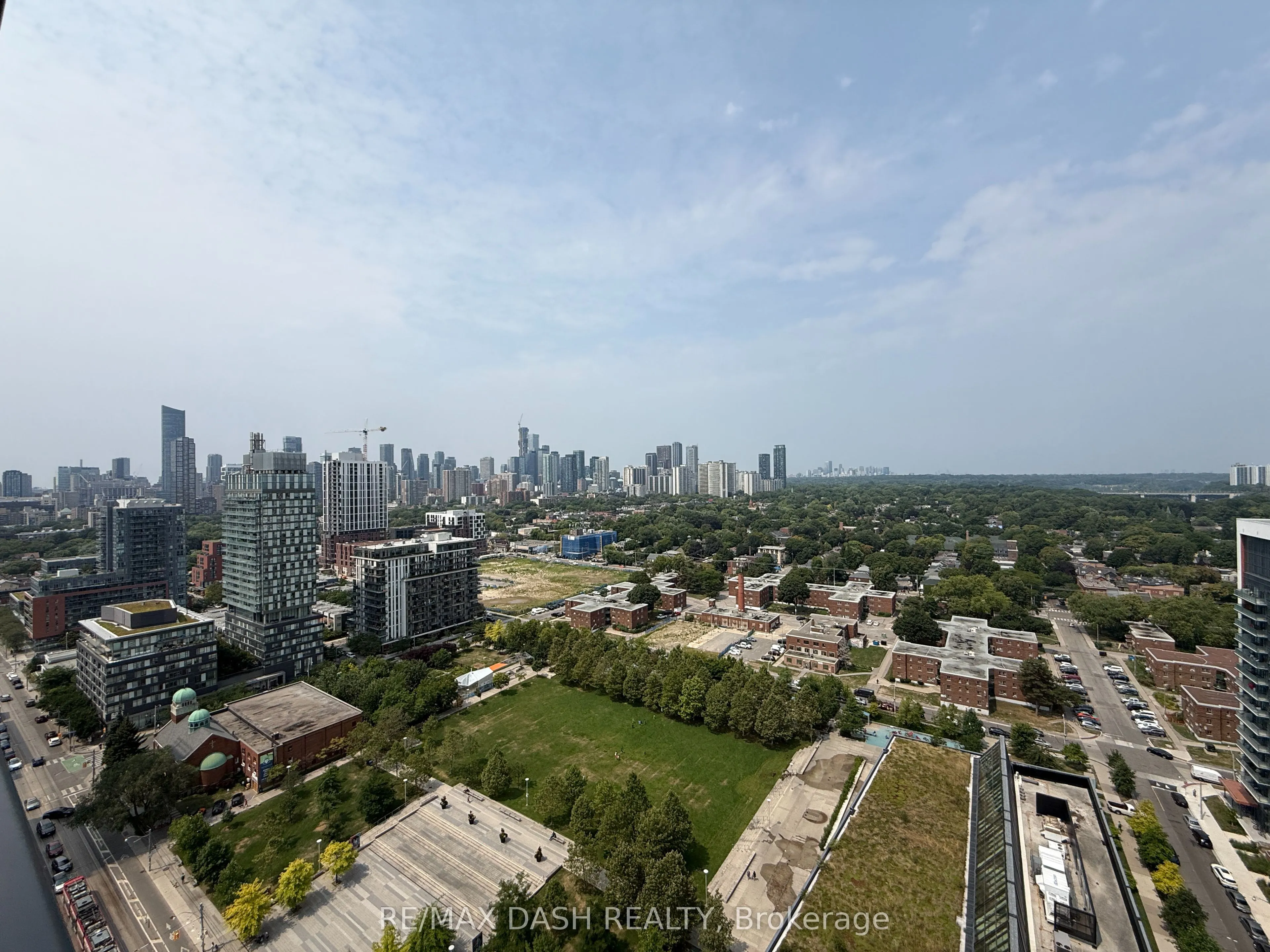 170 Sumach Street, #2411