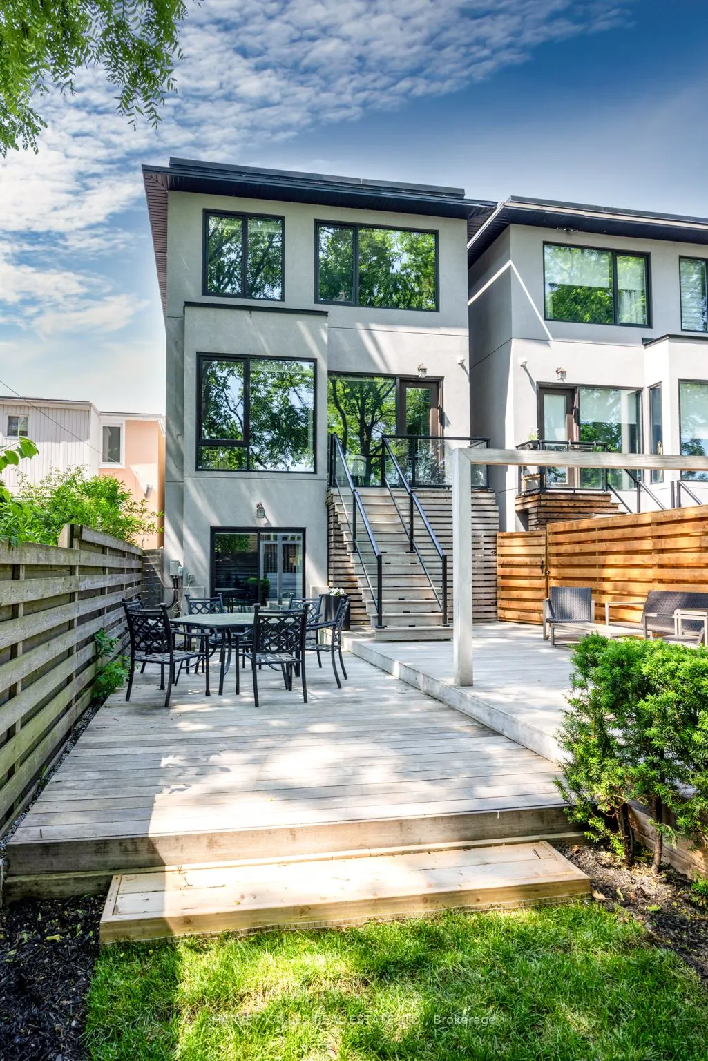 397 Soudan Avenue