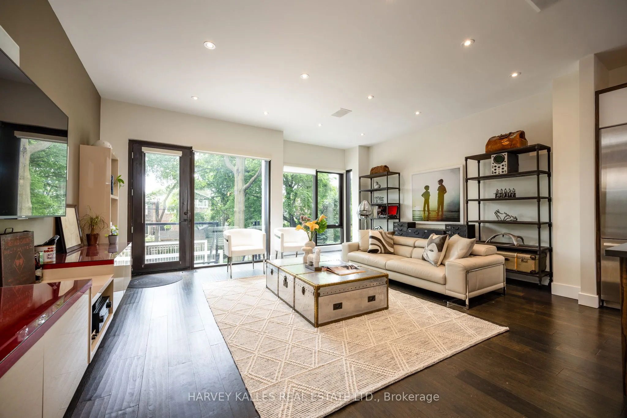 397 Soudan Avenue