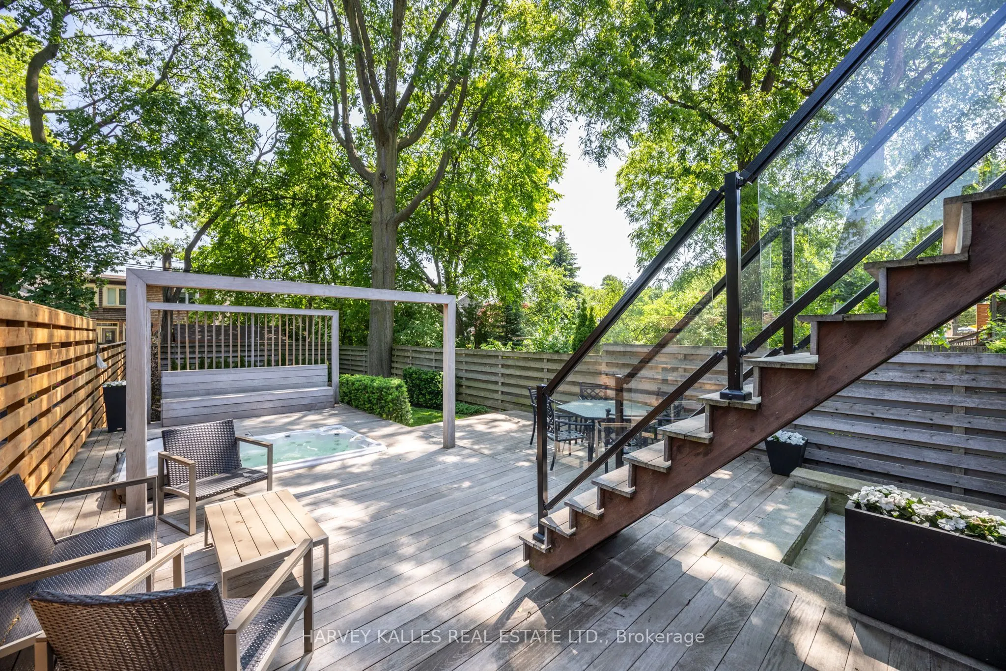 397 Soudan Avenue