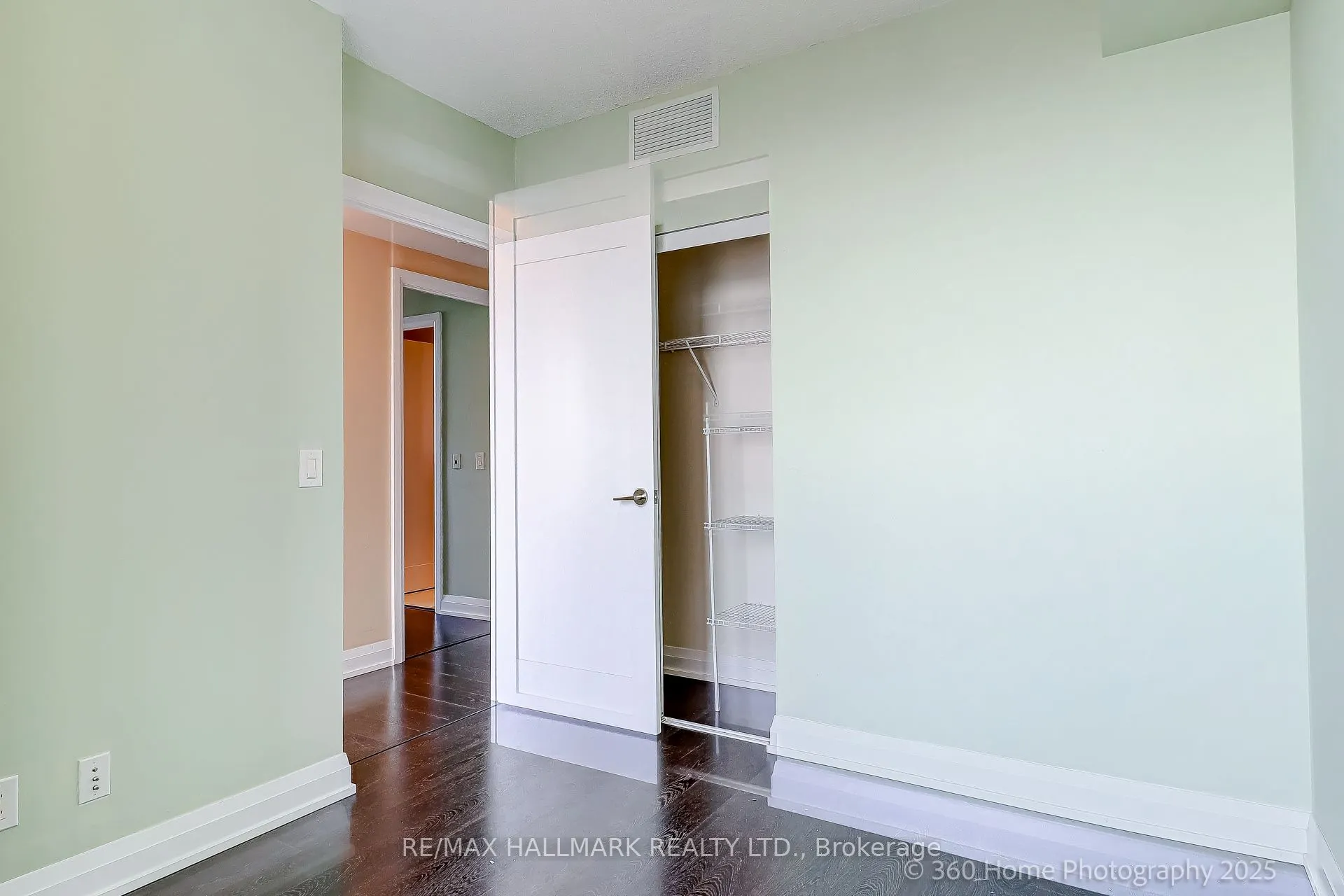 5 Sheppard Avenue E, #4417