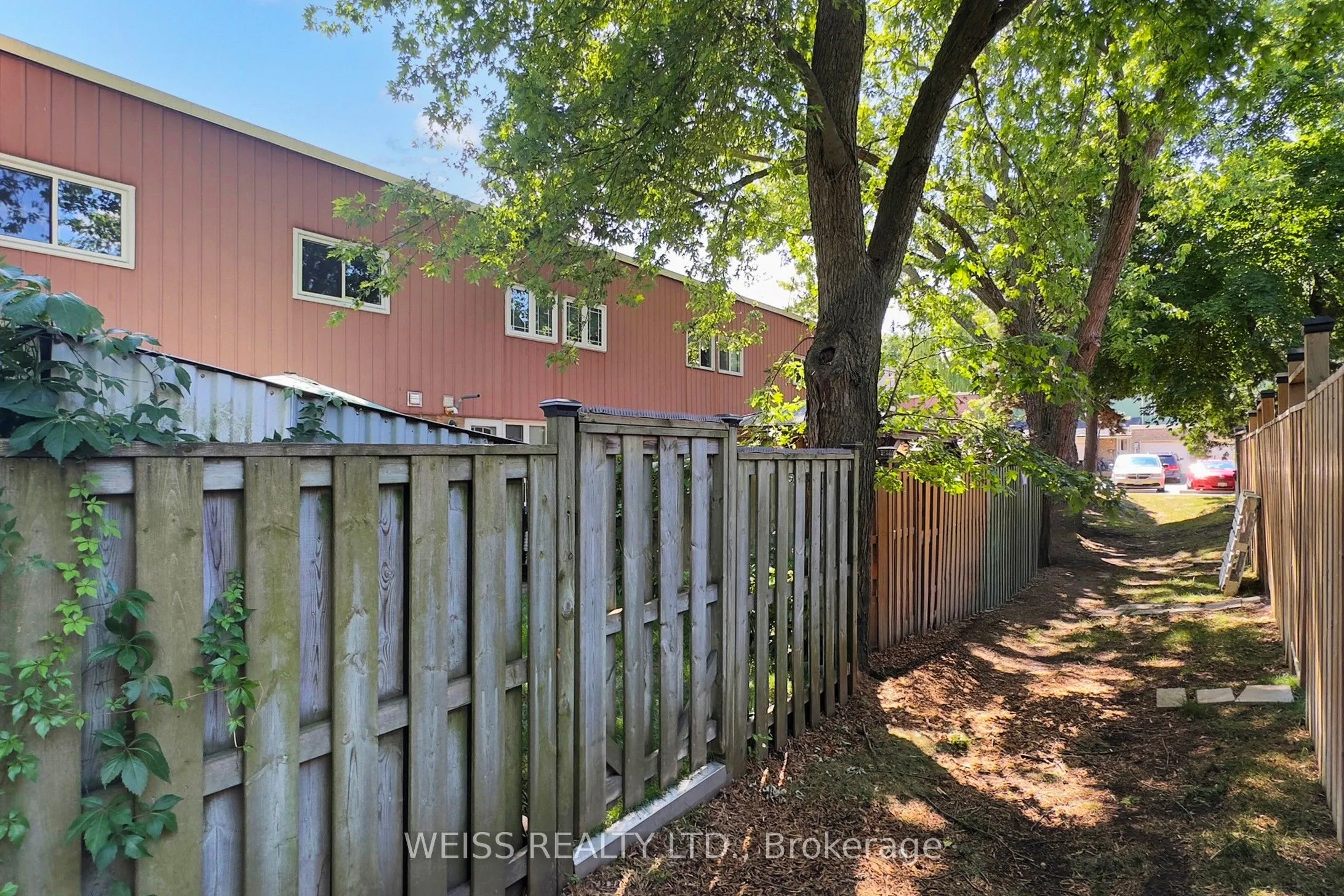 5 Thorny Vineway, #39