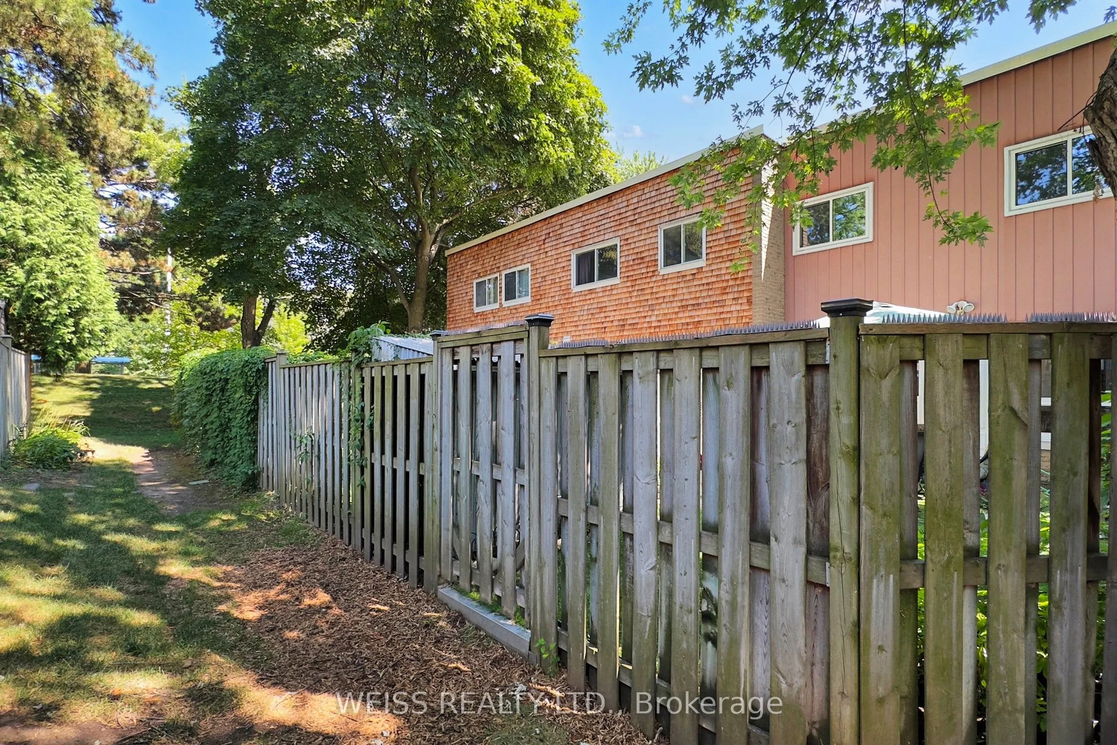 5 Thorny Vineway, #39