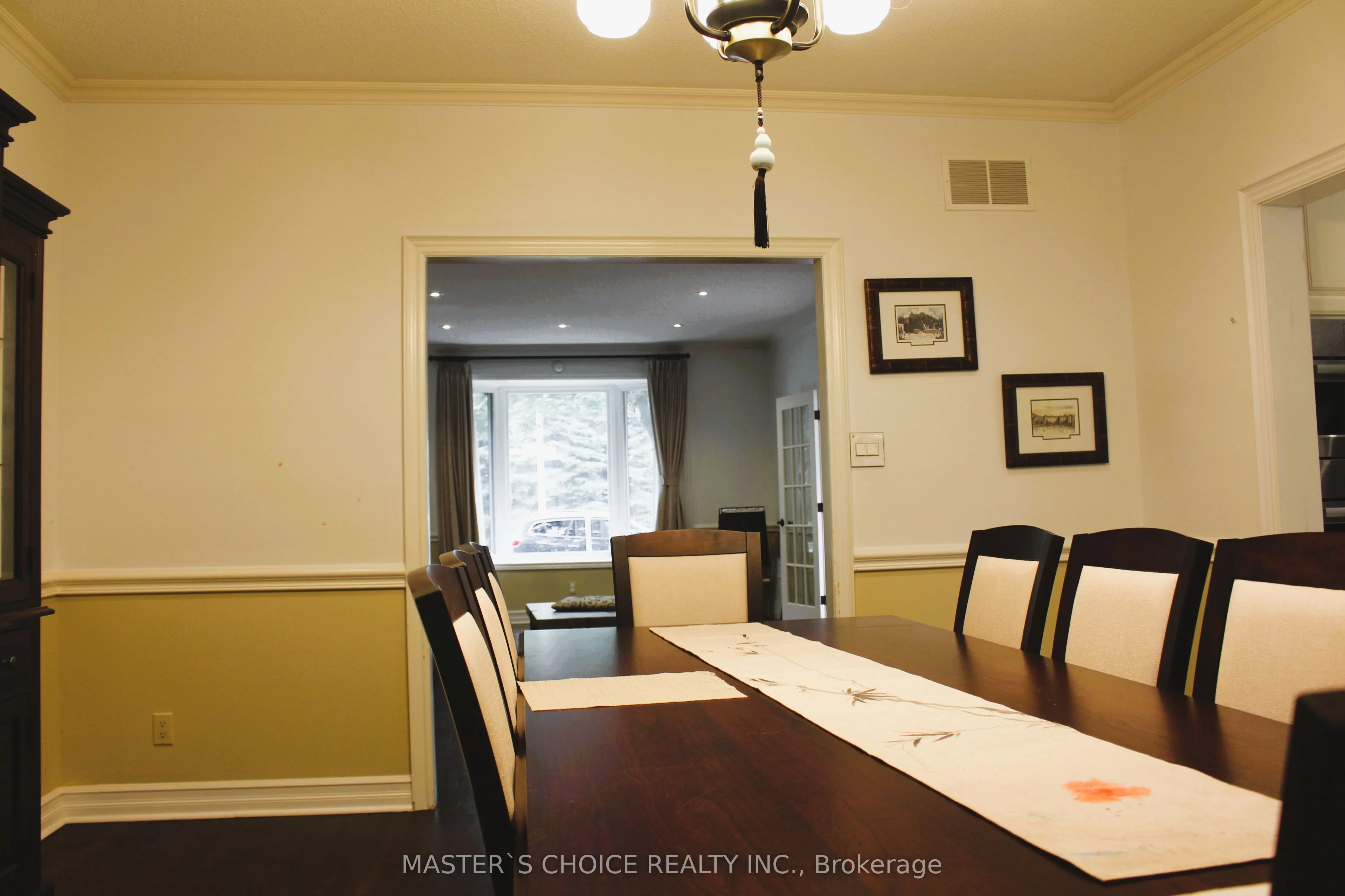 25 Aldershot Crescent