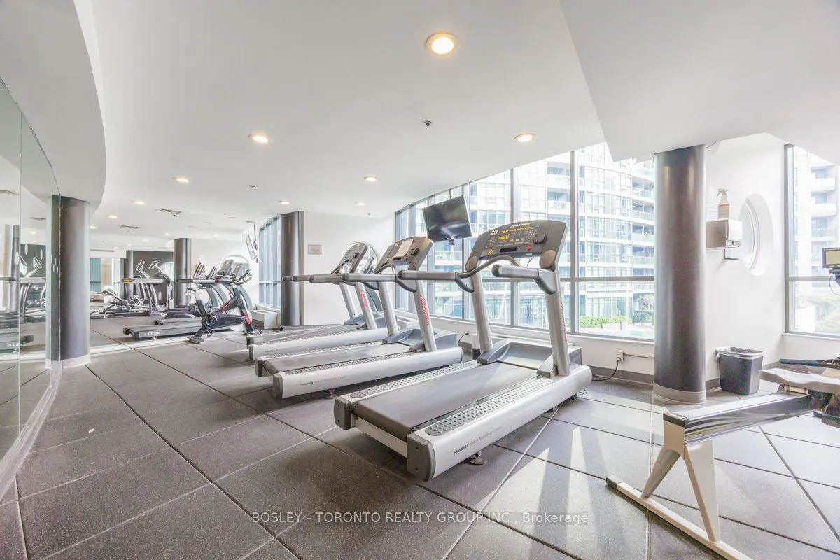 219 Fort York Boulevard, #610