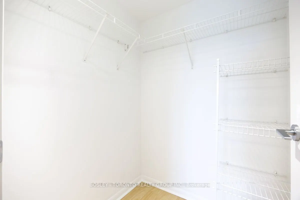 219 Fort York Boulevard, #610