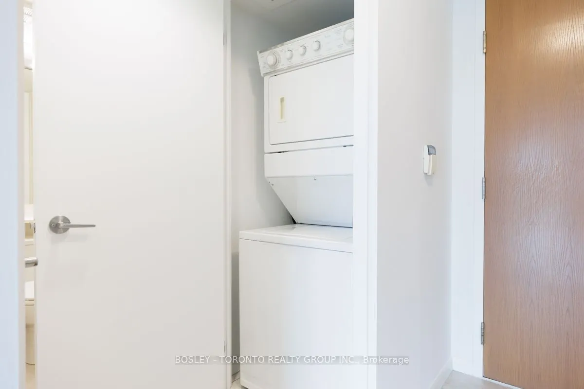 219 Fort York Boulevard, #610