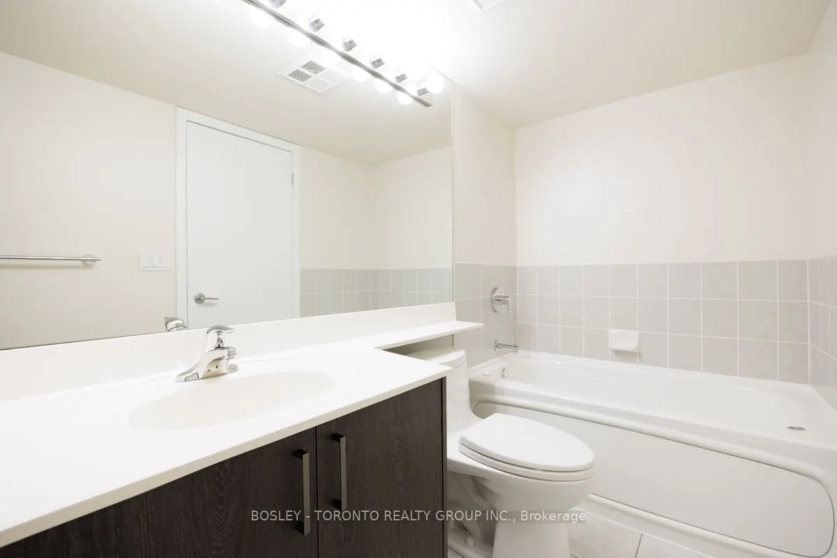 219 Fort York Boulevard, #610