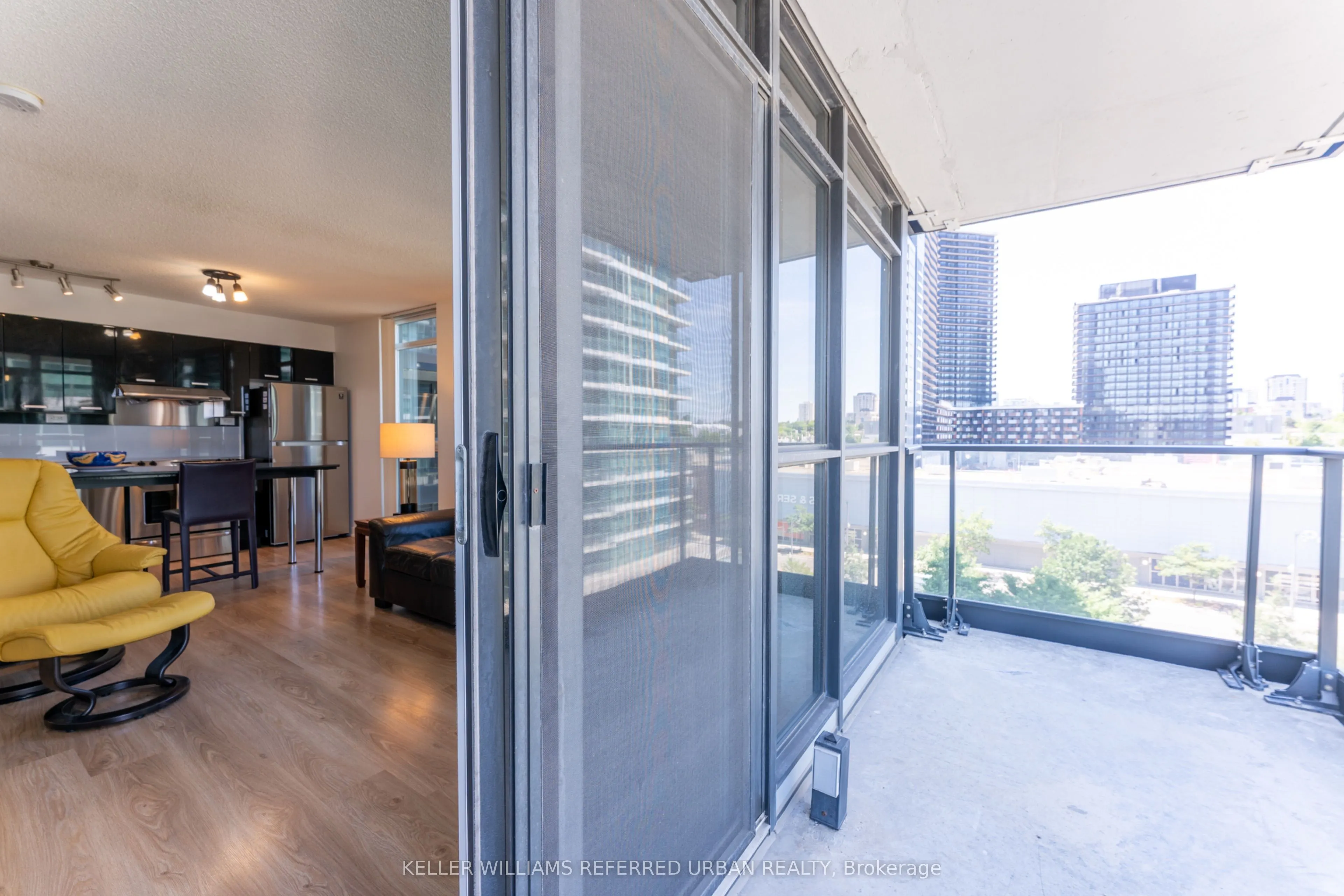 19 Singer Court, #717