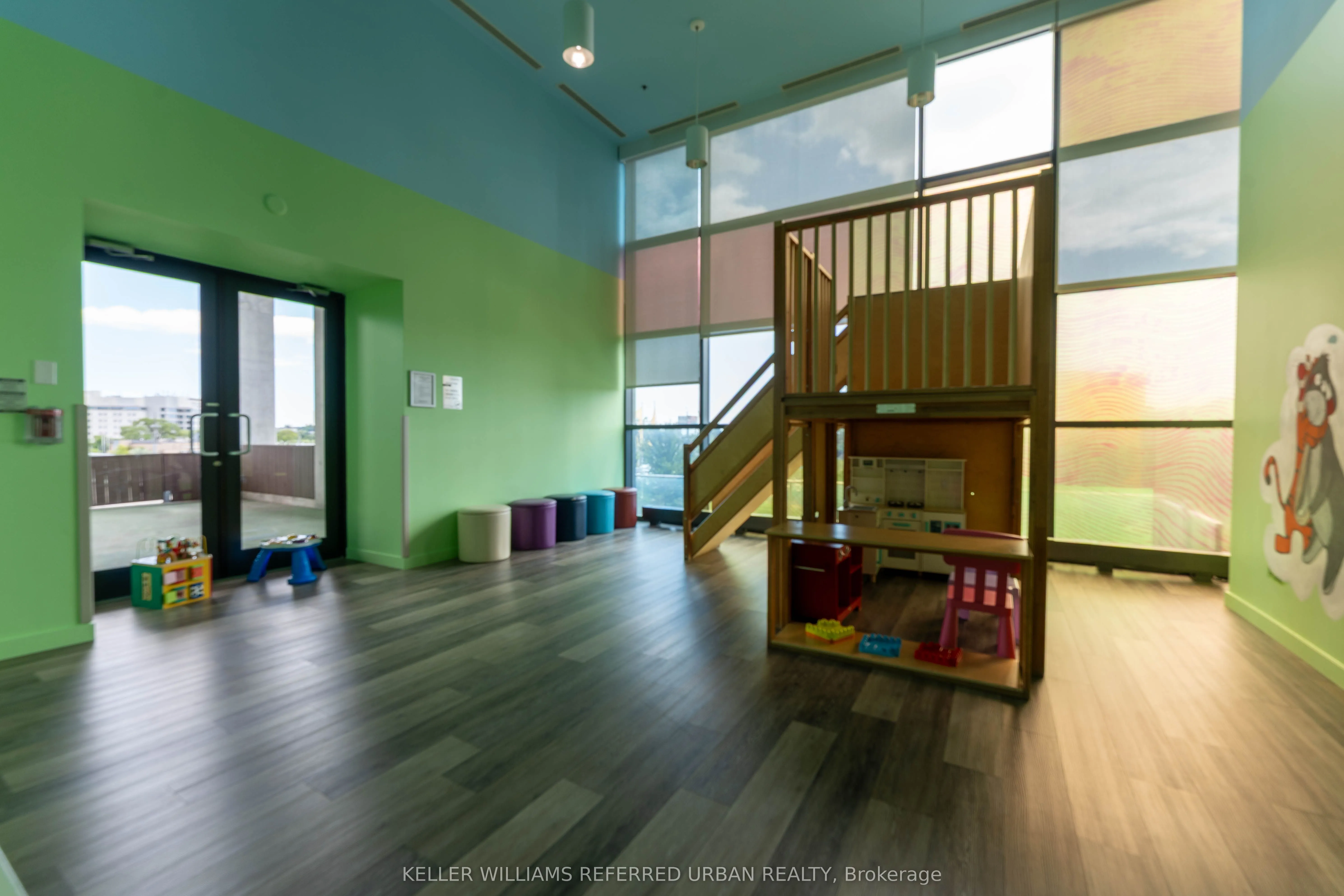 19 Singer Court, #717