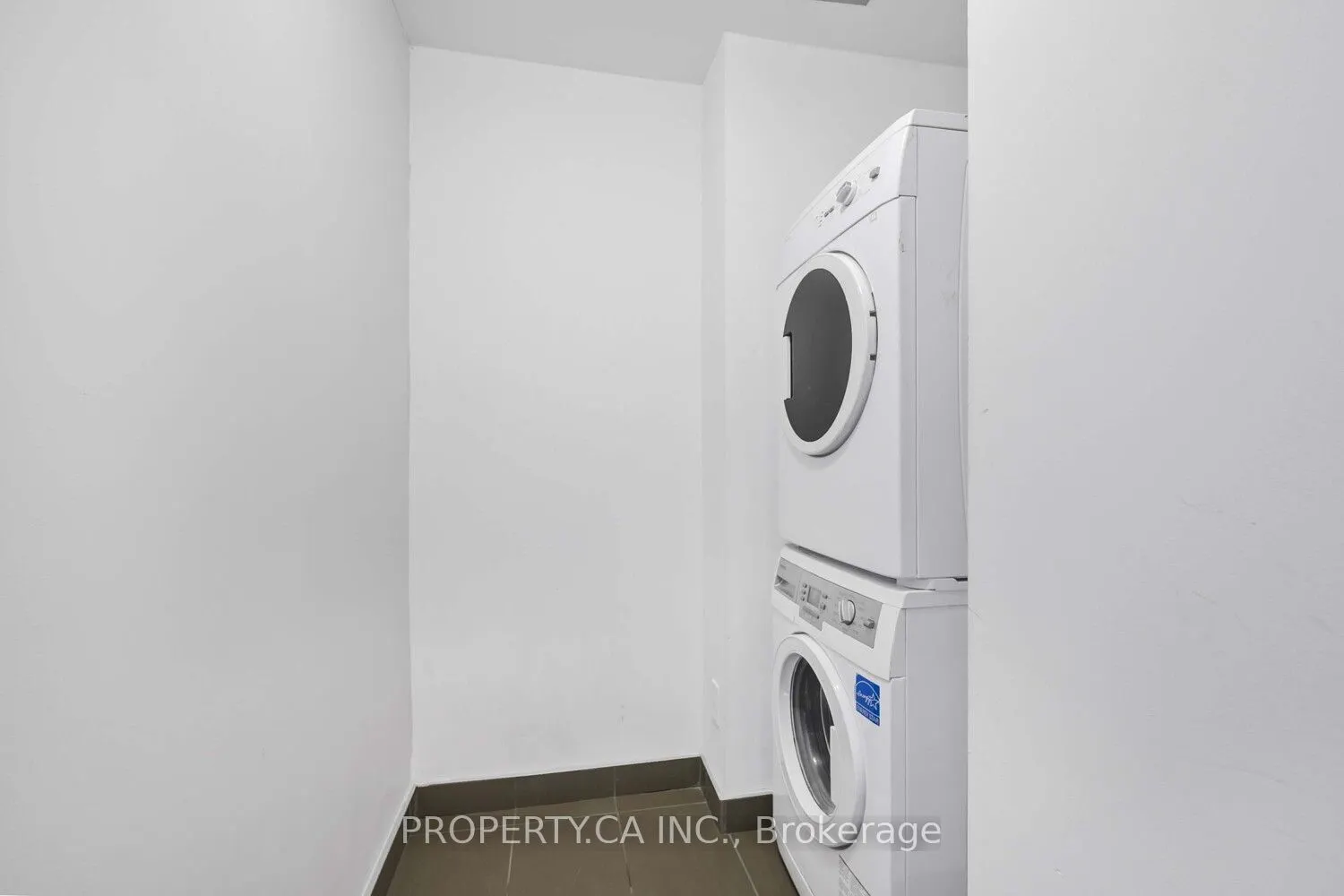 1030 King Street W, #915