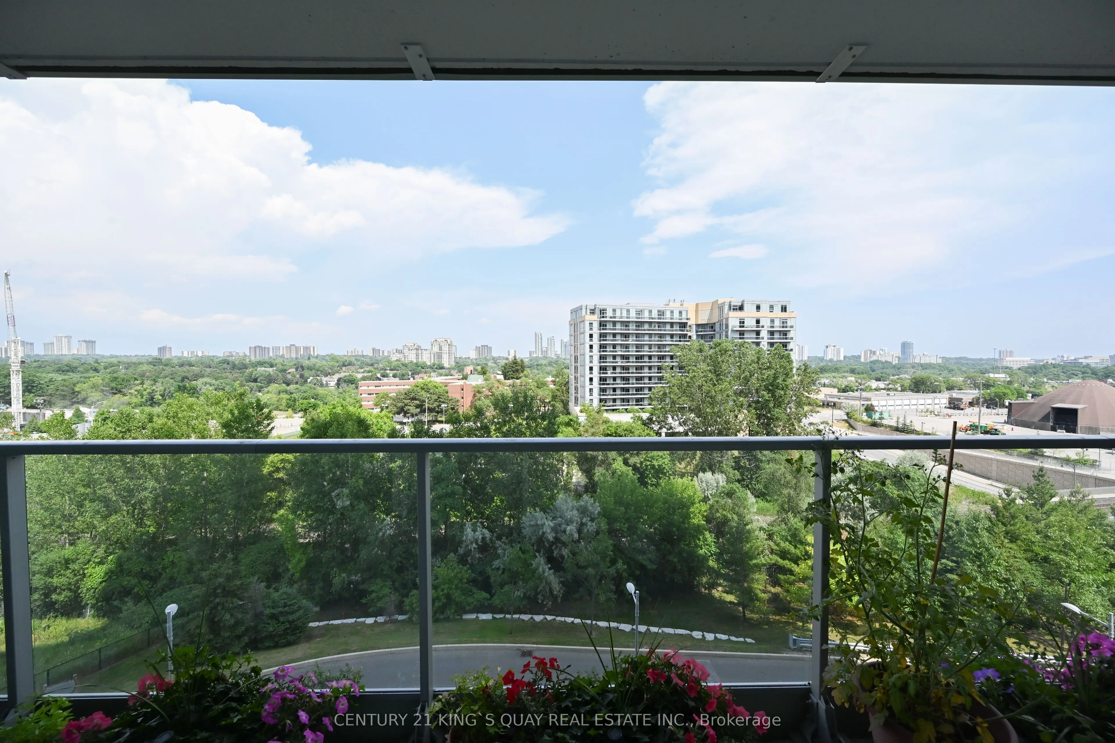 33 Singer Court, #601