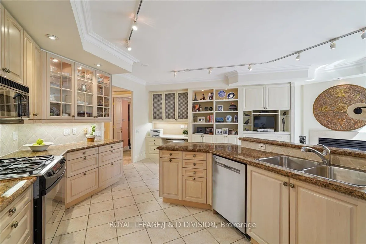3600 Yonge Street, #935