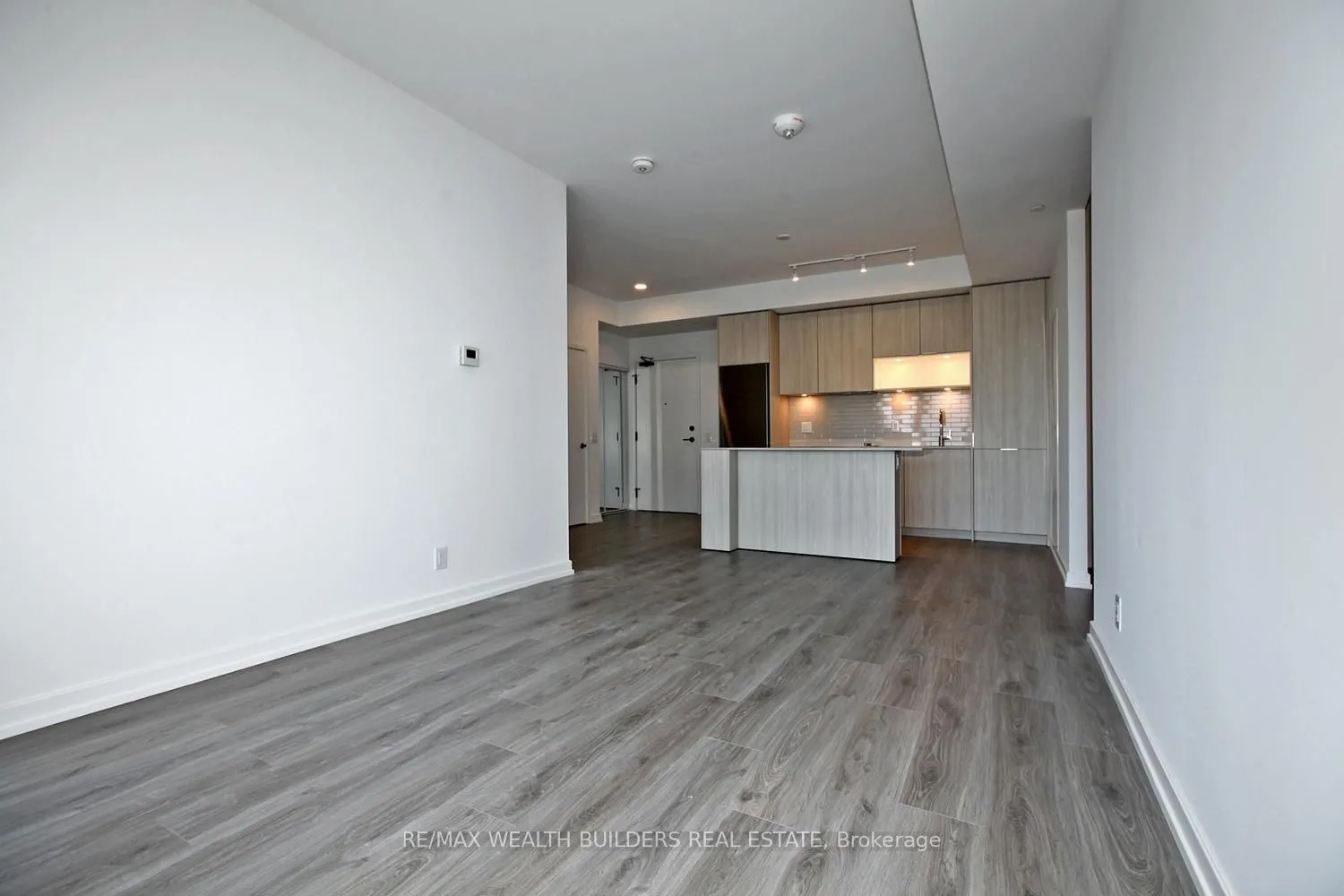 20 Tubman Avenue, #502