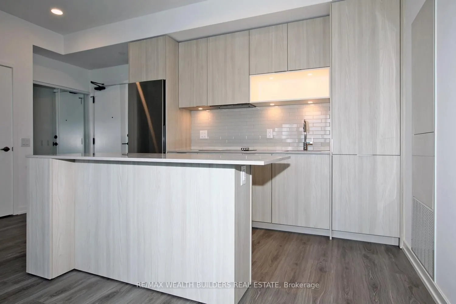 20 Tubman Avenue, #502