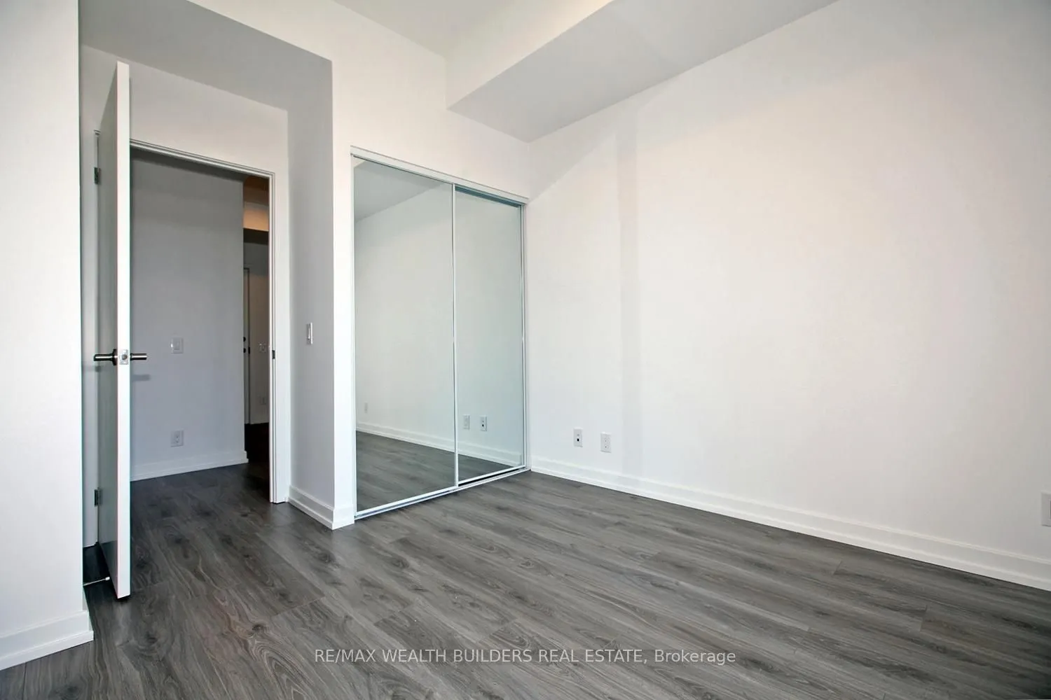 20 Tubman Avenue, #502