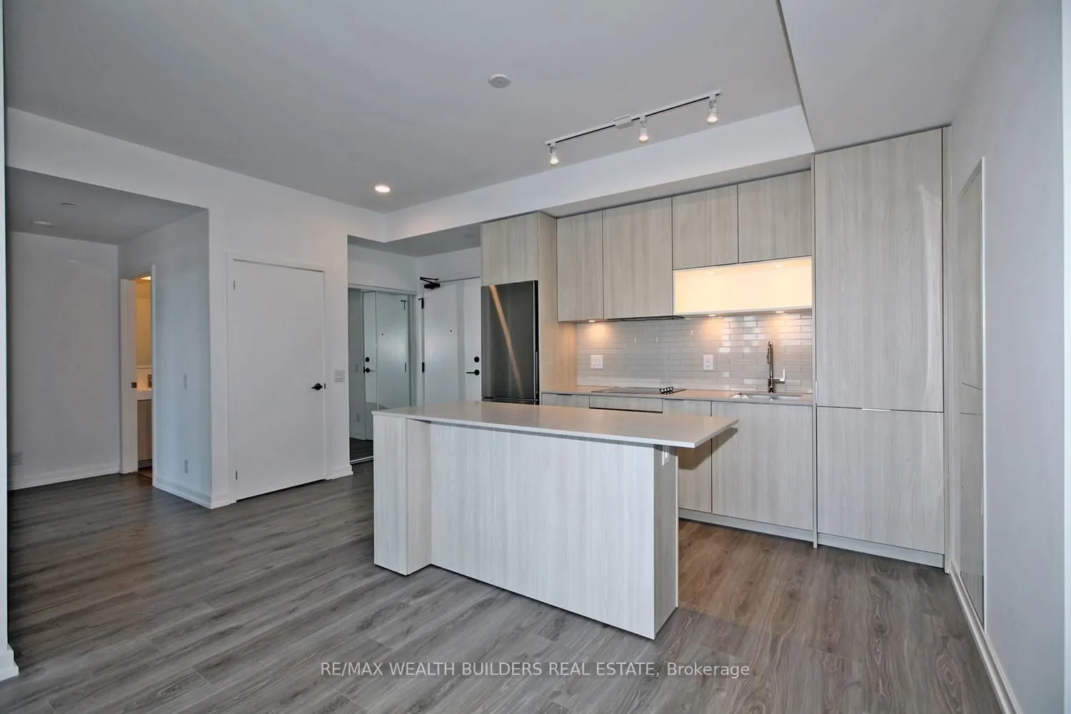 20 Tubman Avenue, #502