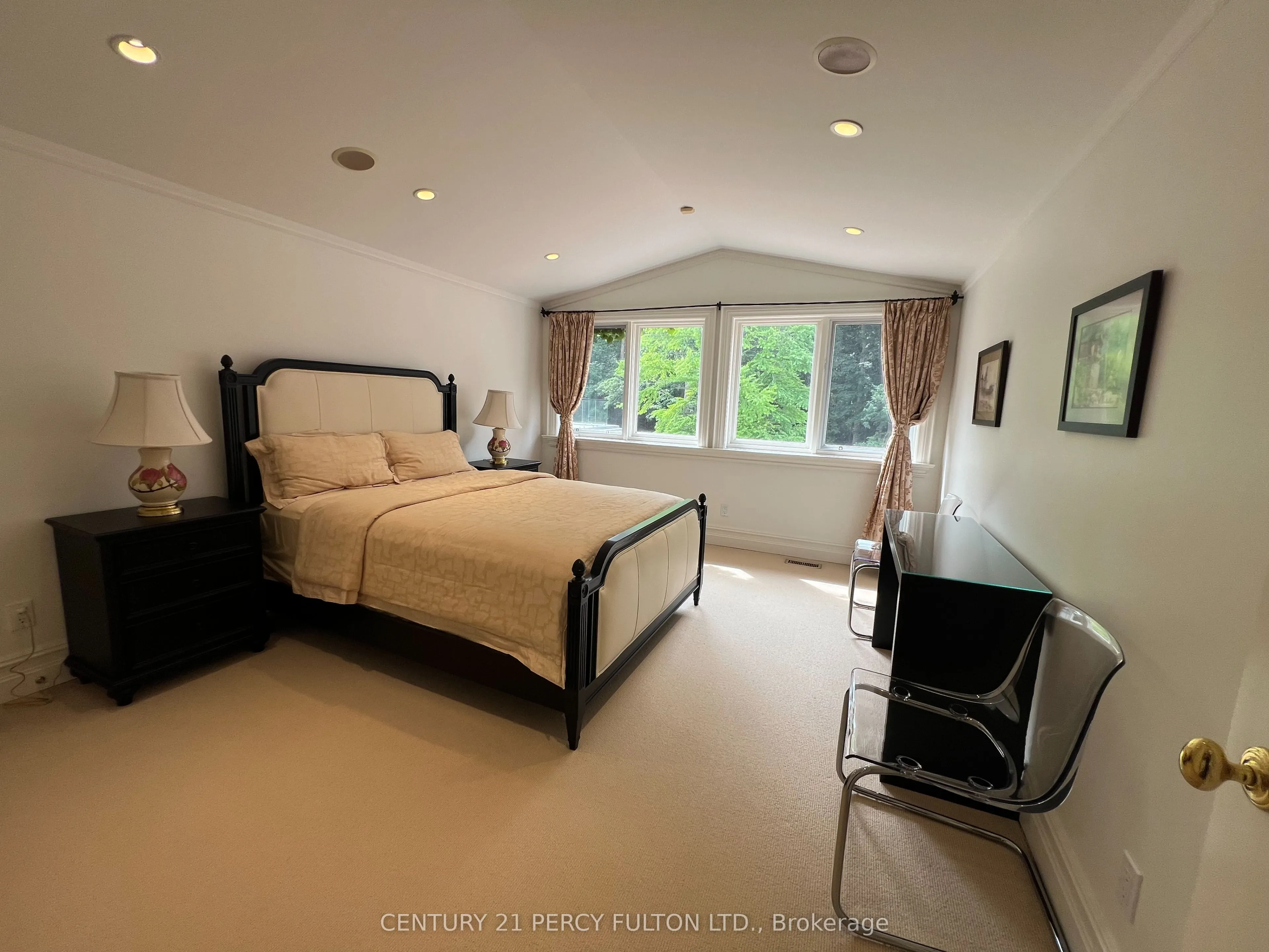7 Valleyanna Drive