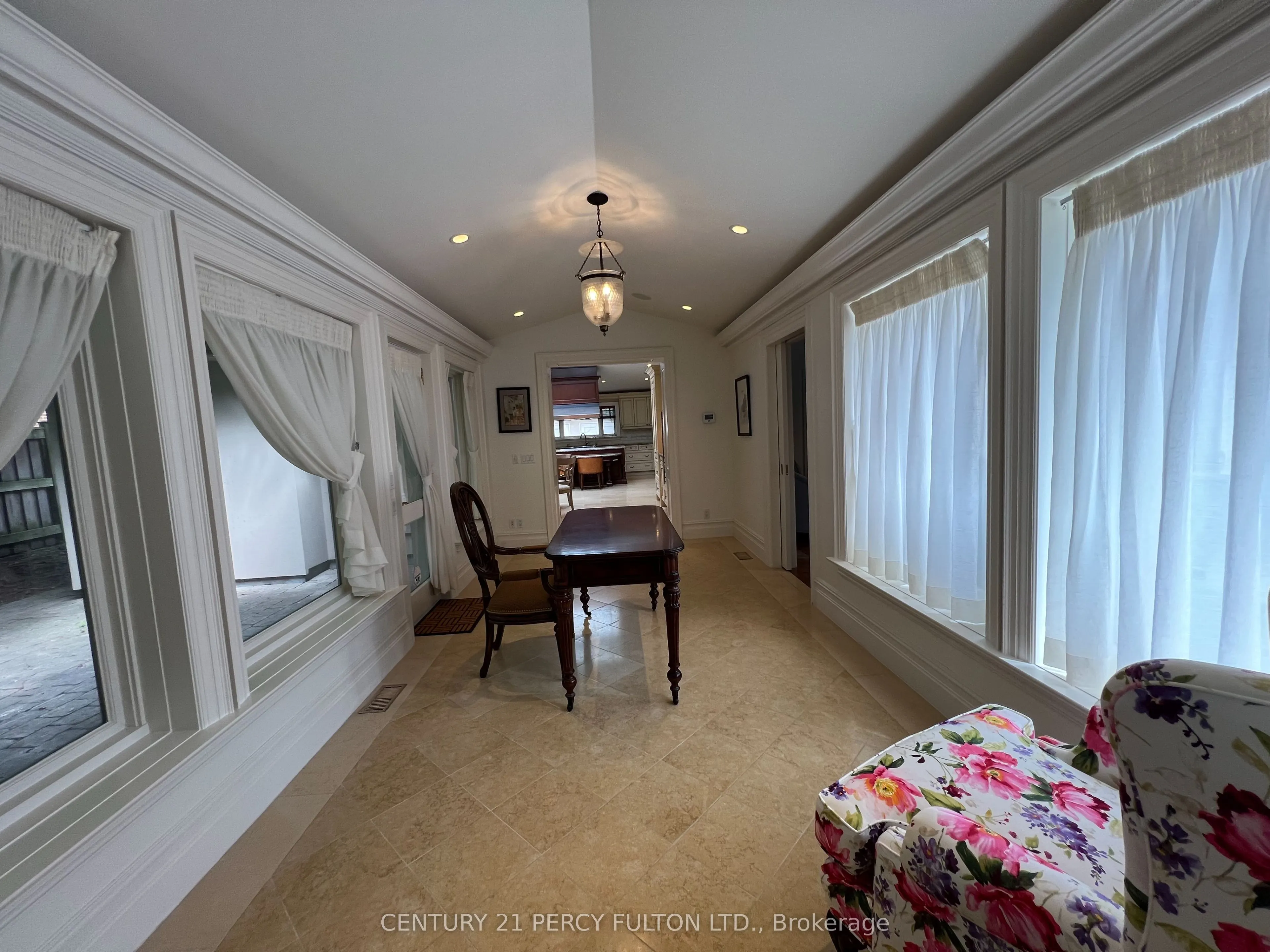 7 Valleyanna Drive