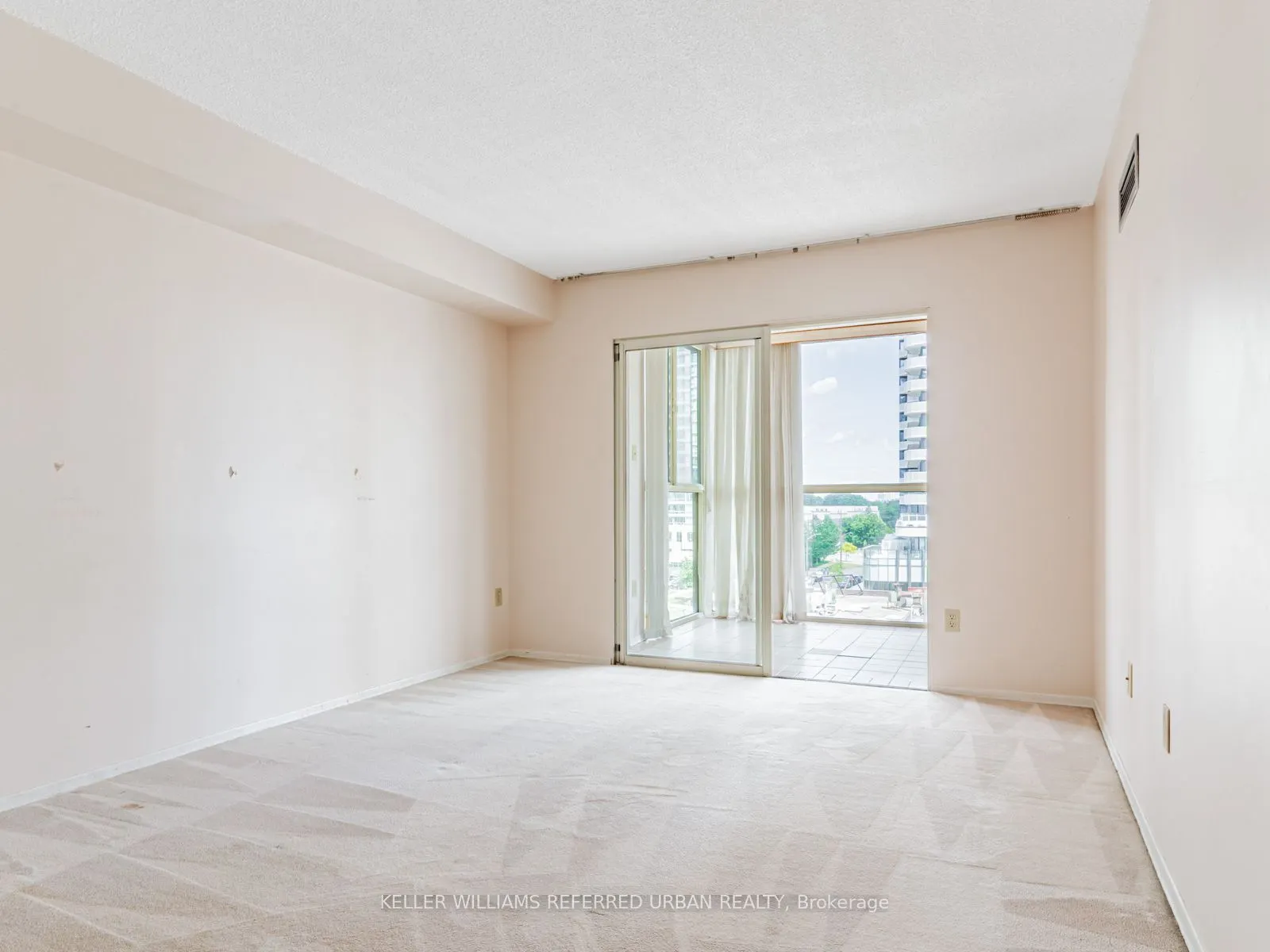 5460 Yonge Street, #506