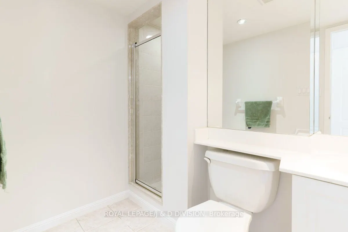 18 Wanless Avenue, #404