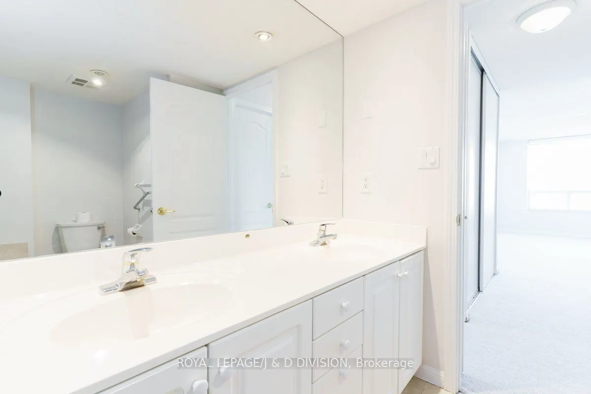 18 Wanless Avenue, #404