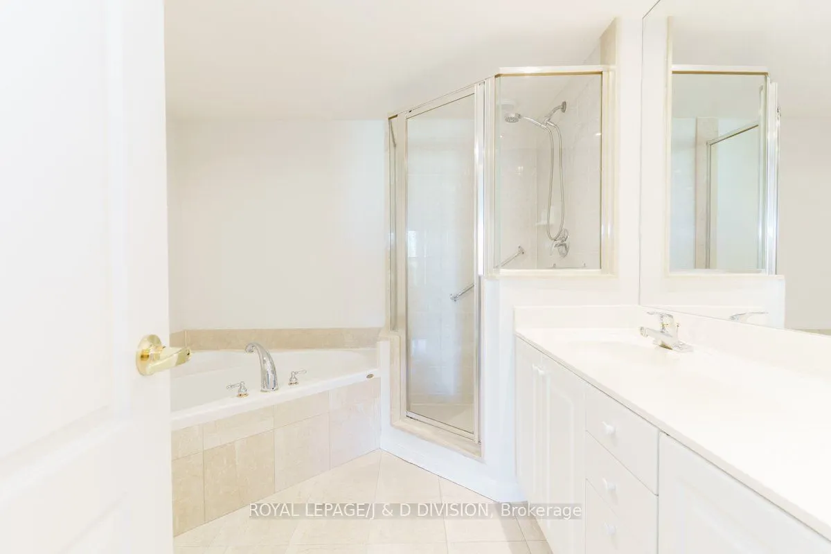 18 Wanless Avenue, #404