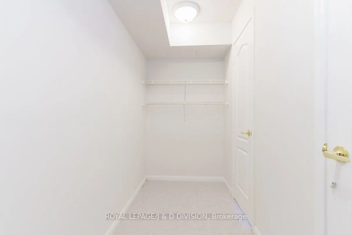 18 Wanless Avenue, #404