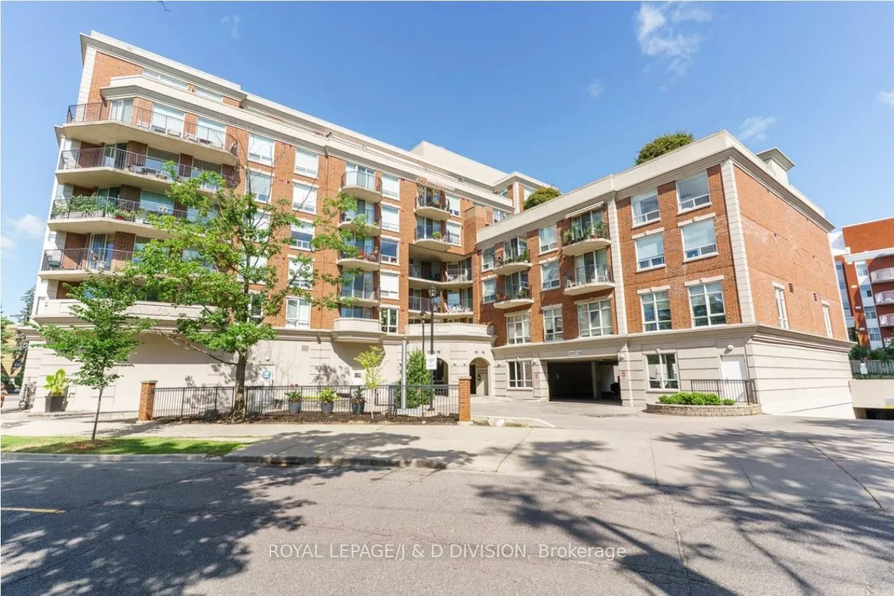18 Wanless Avenue, #404