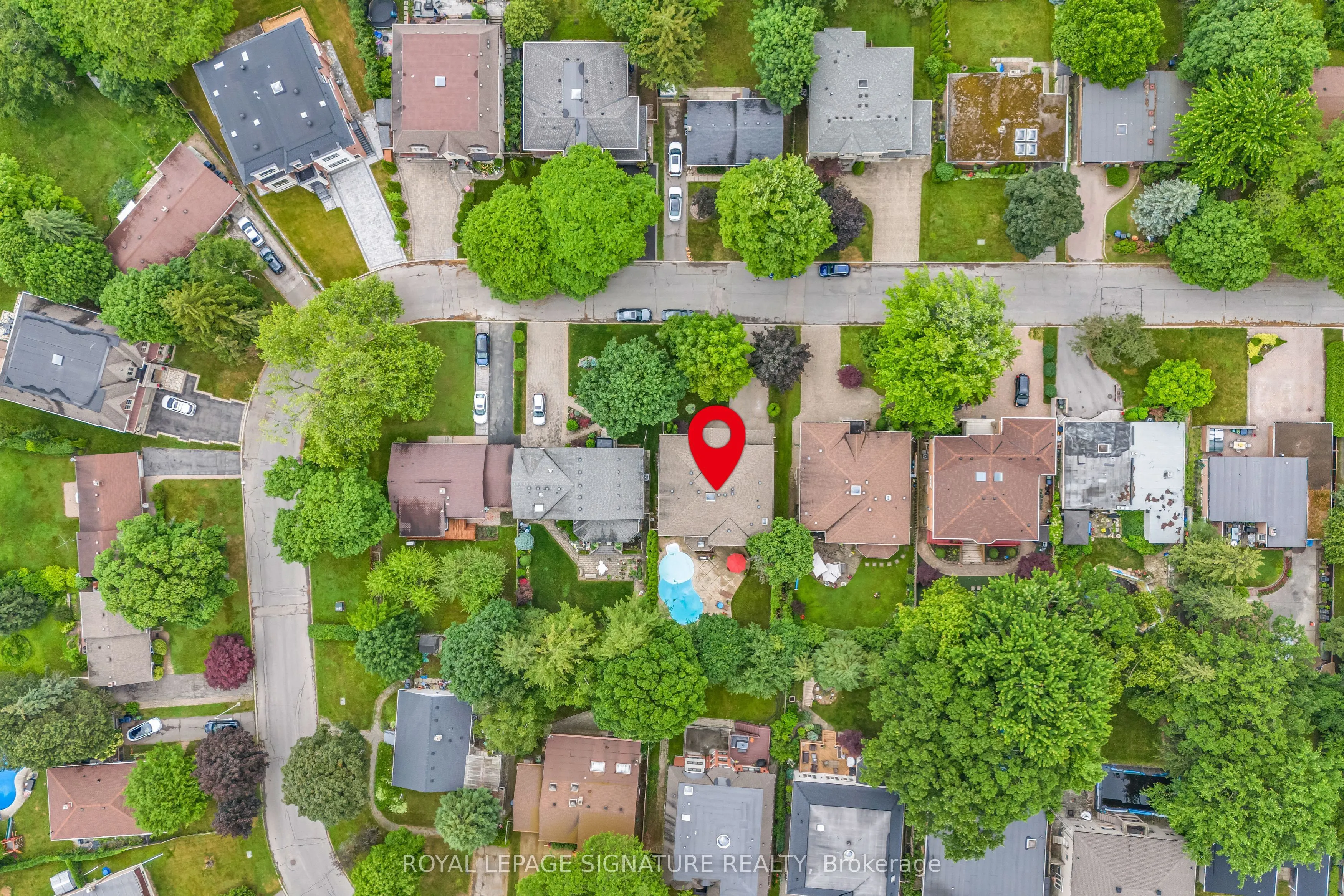 20 Hurlingham Crescent