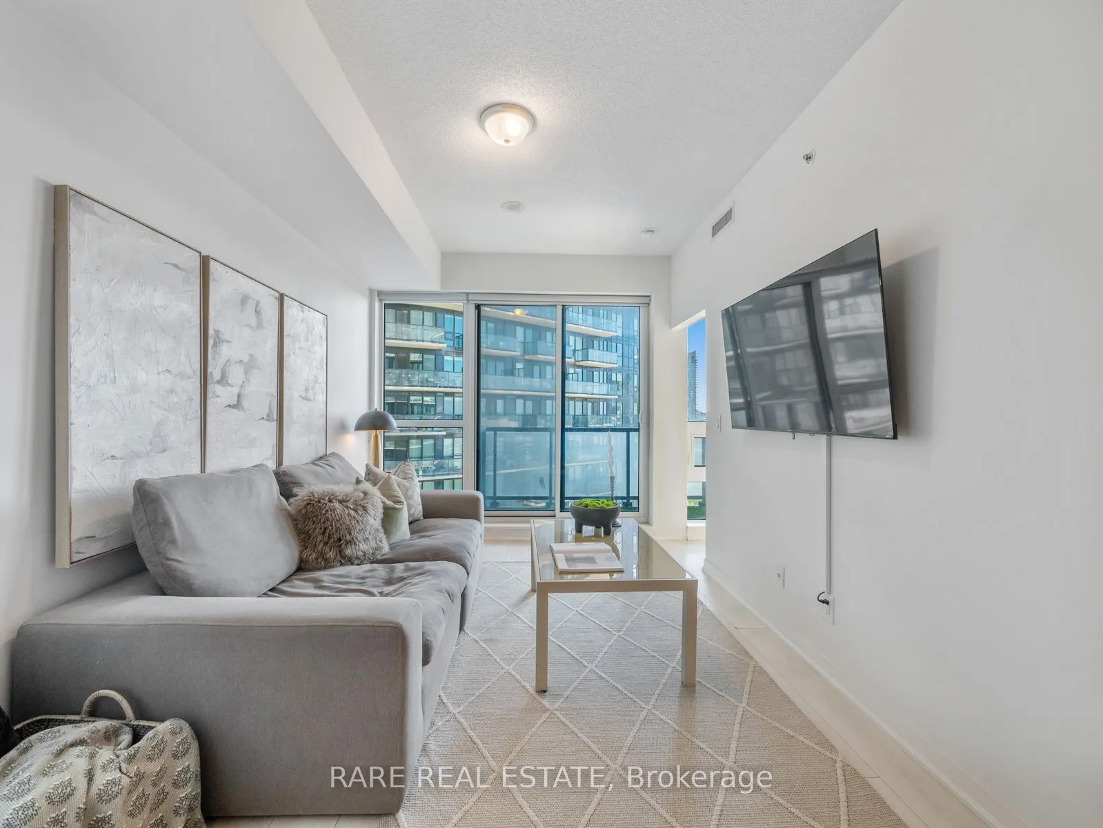 51 East Liberty Street, #1108