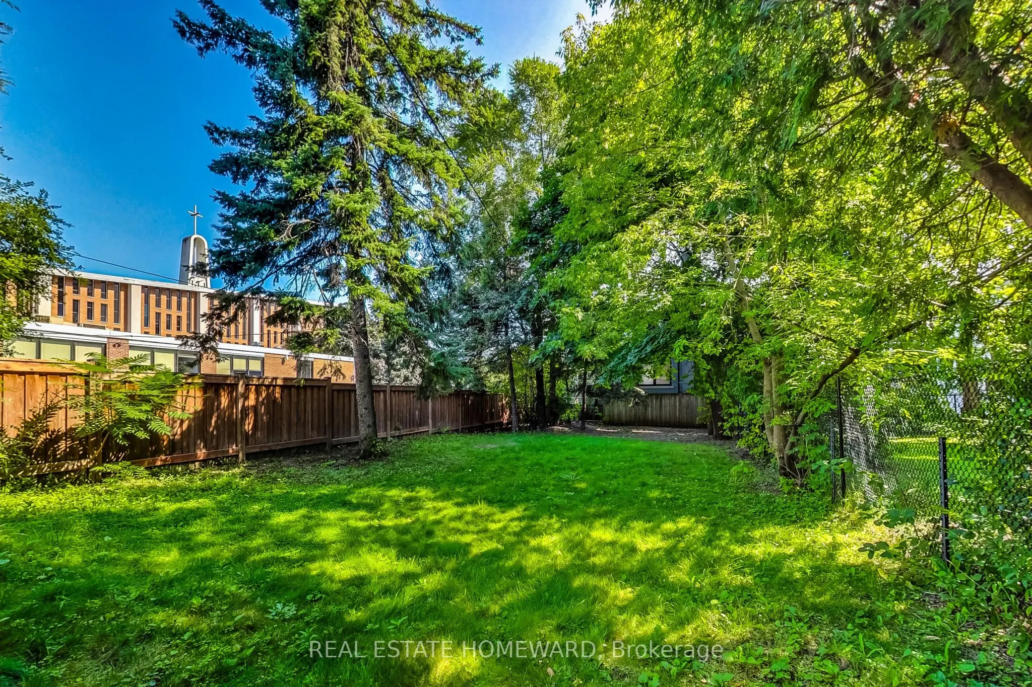 51 Edgecombe Avenue