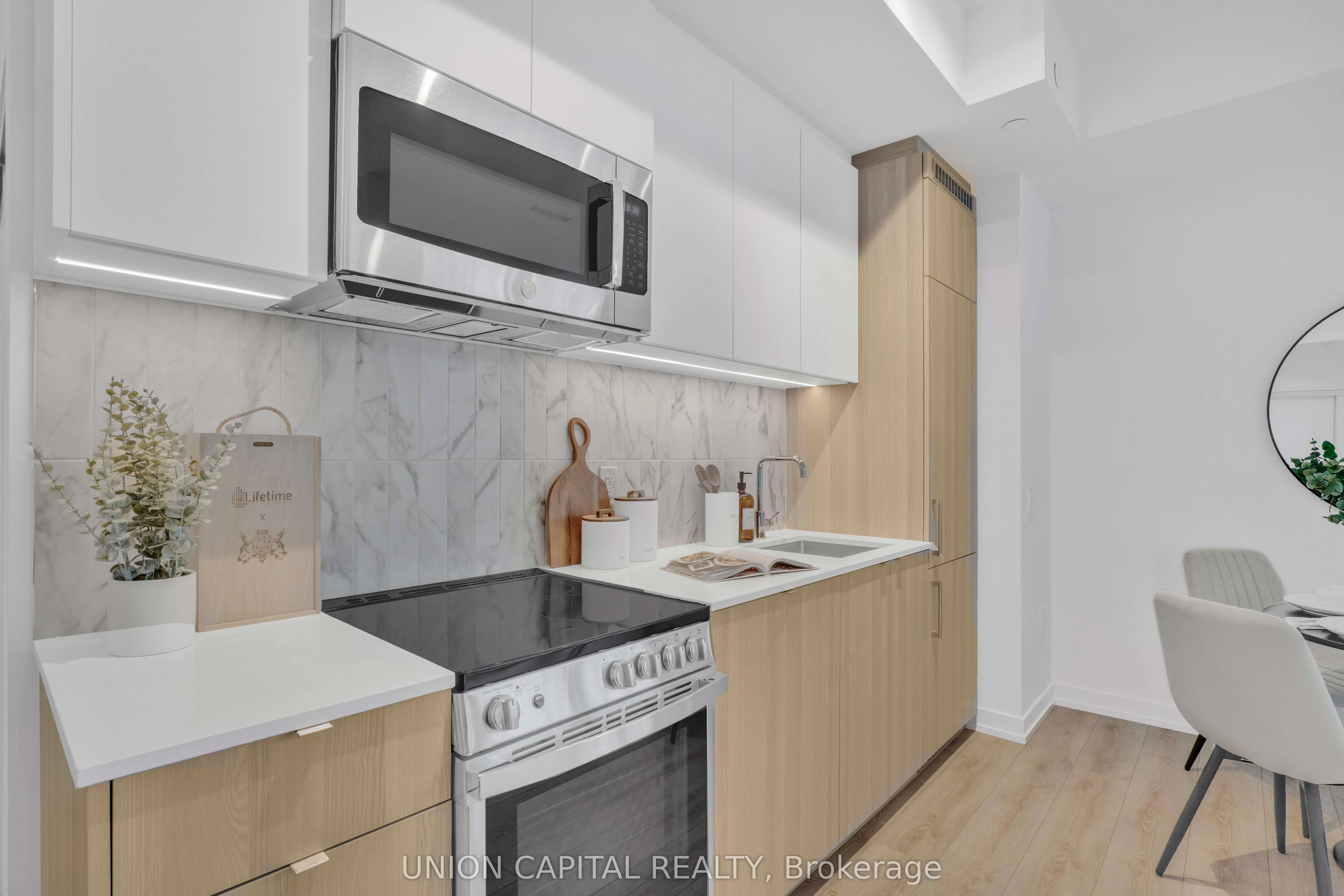 500 Dupont Street, #419