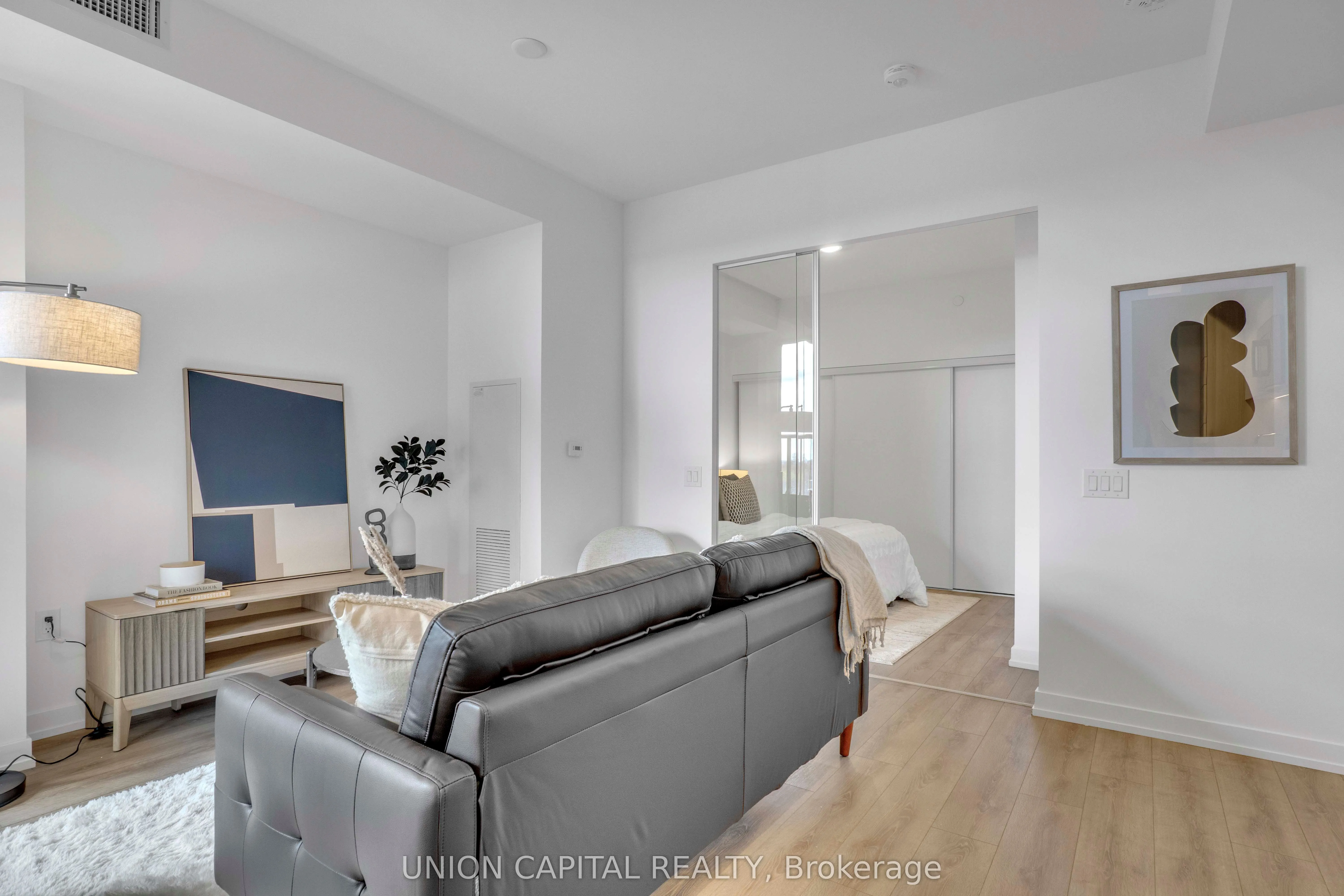 500 Dupont Street, #419