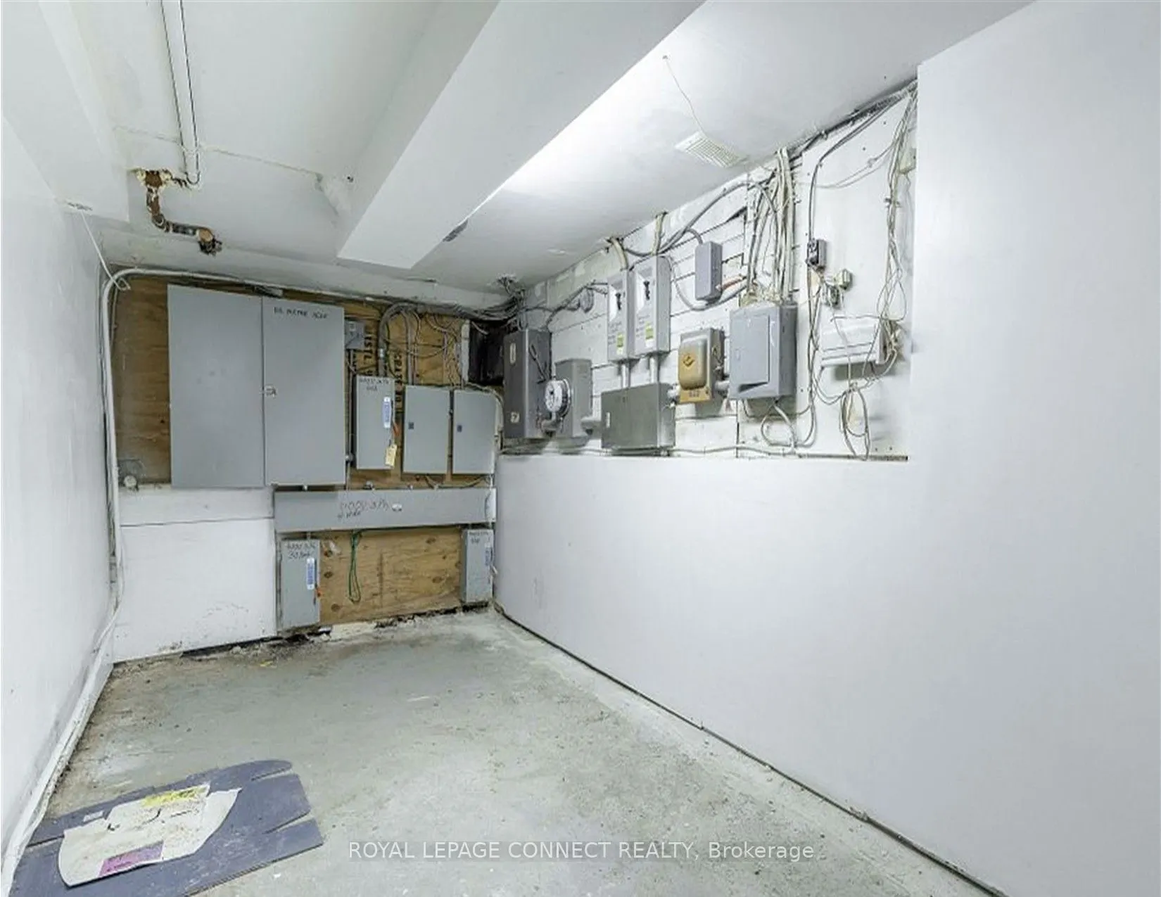 1105 Bathurst Street