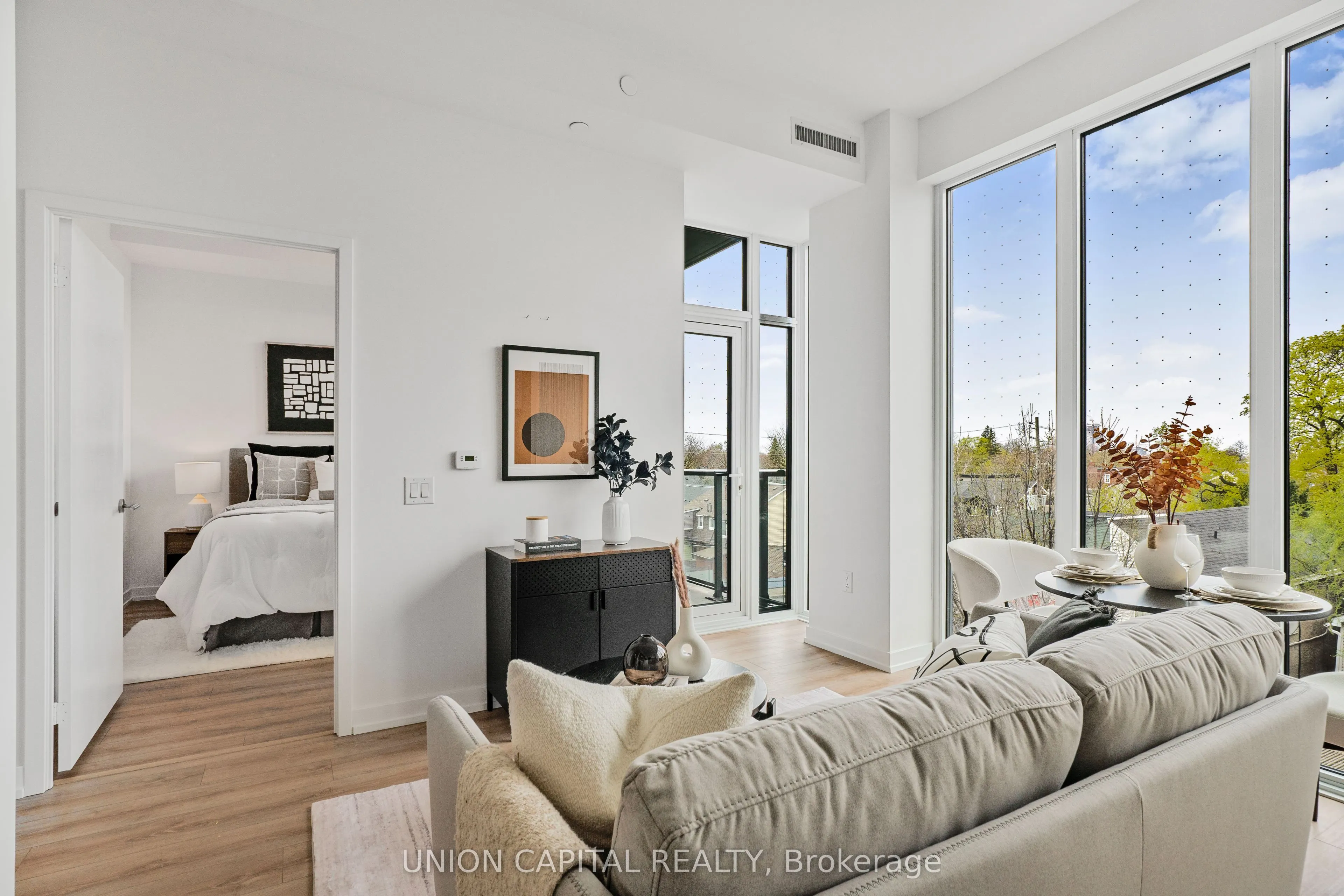 500 Dupont Street, #306