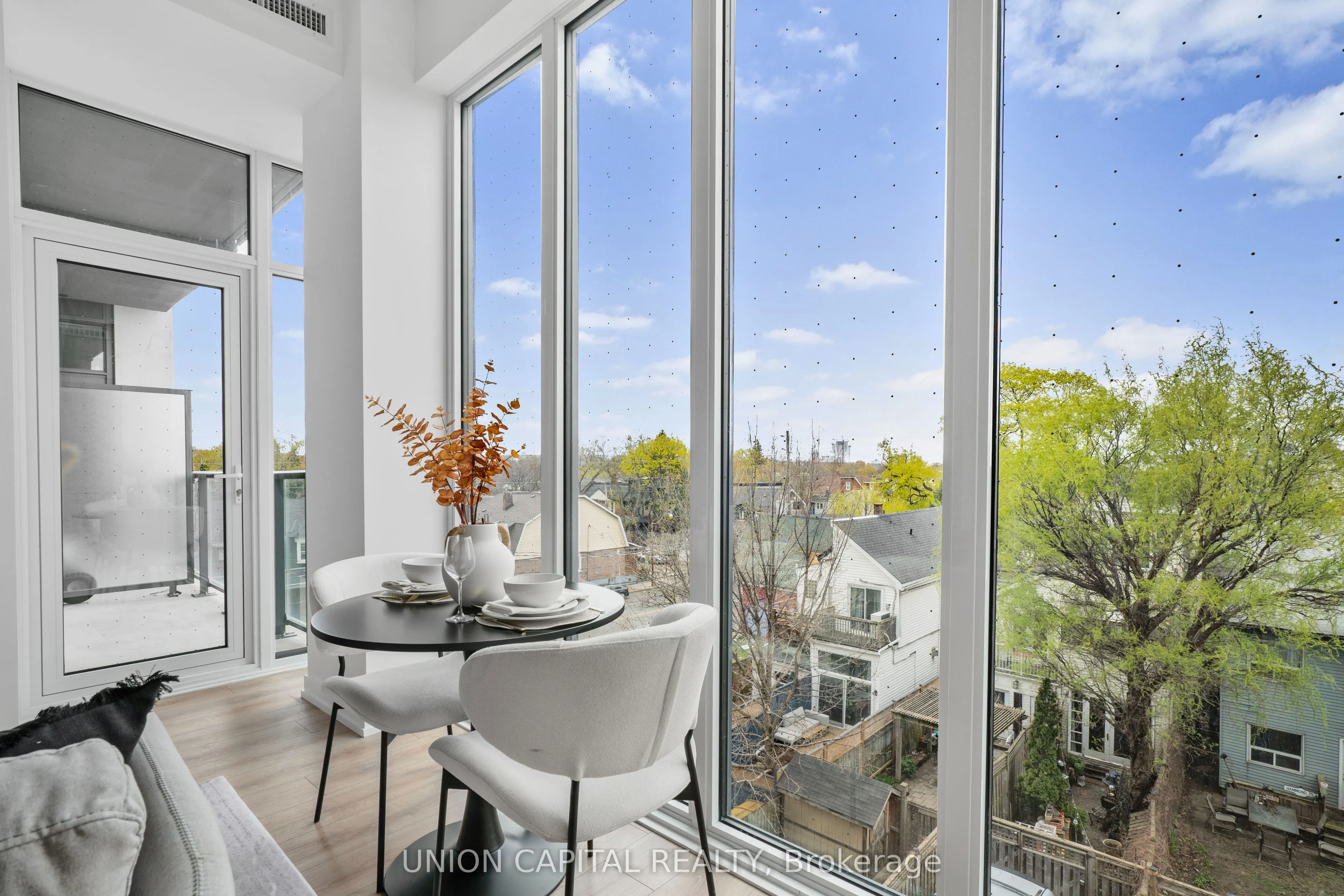 500 Dupont Street, #306